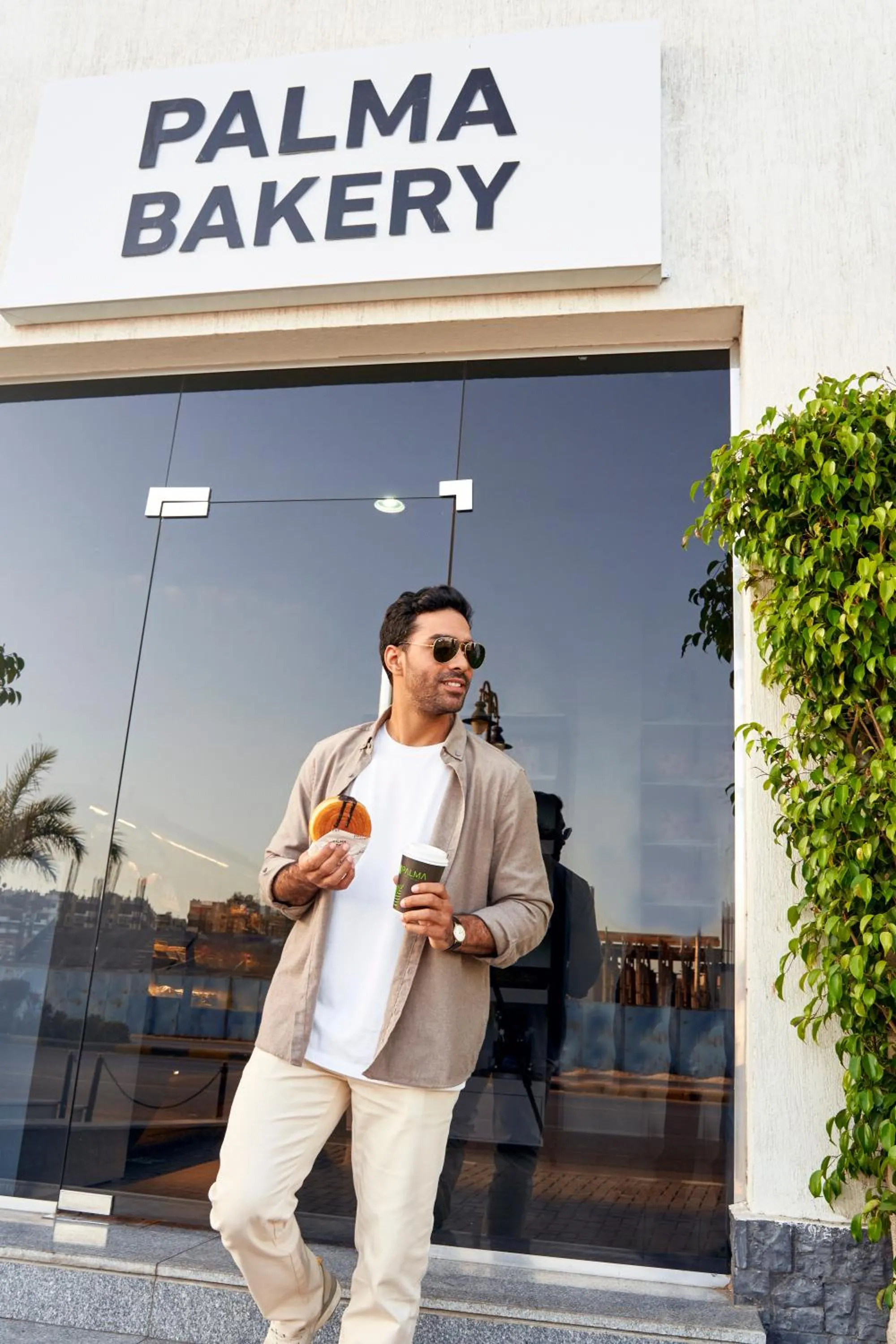 Restaurant/places to eat in Palma Hotel