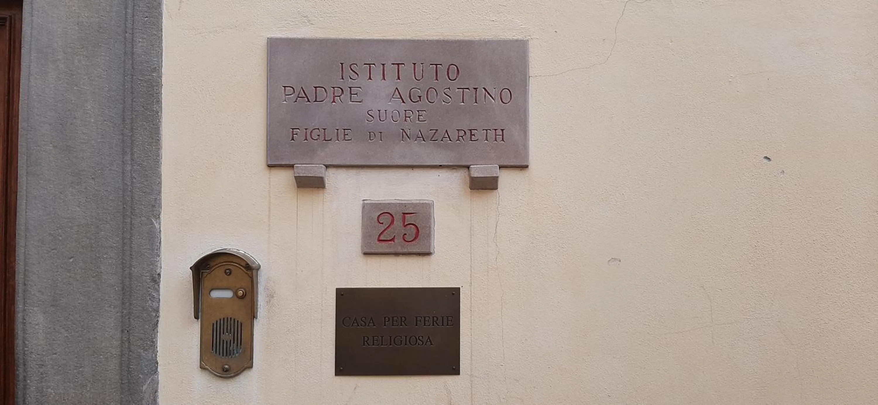 Property building in Casa per ferie religiosa Figlie di Nazareth