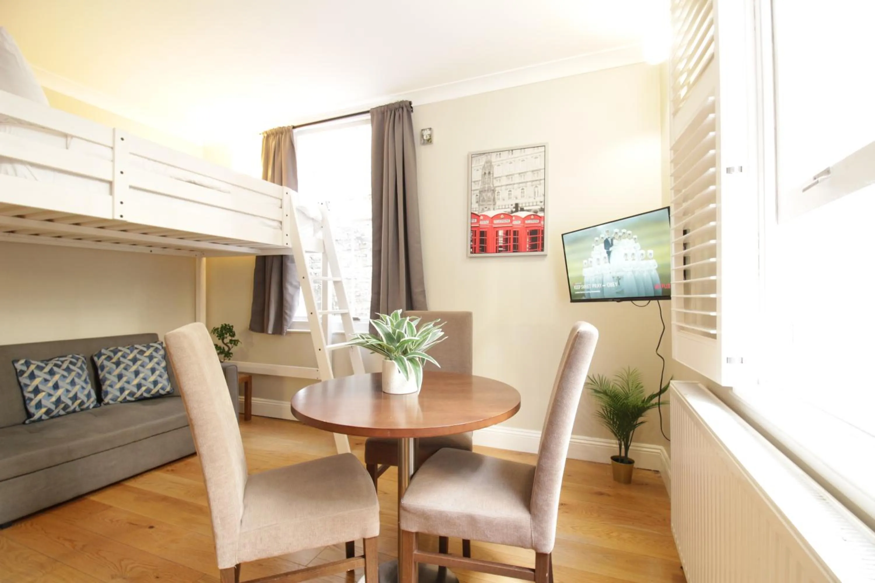 Seating area in Queen Victoria Apartments