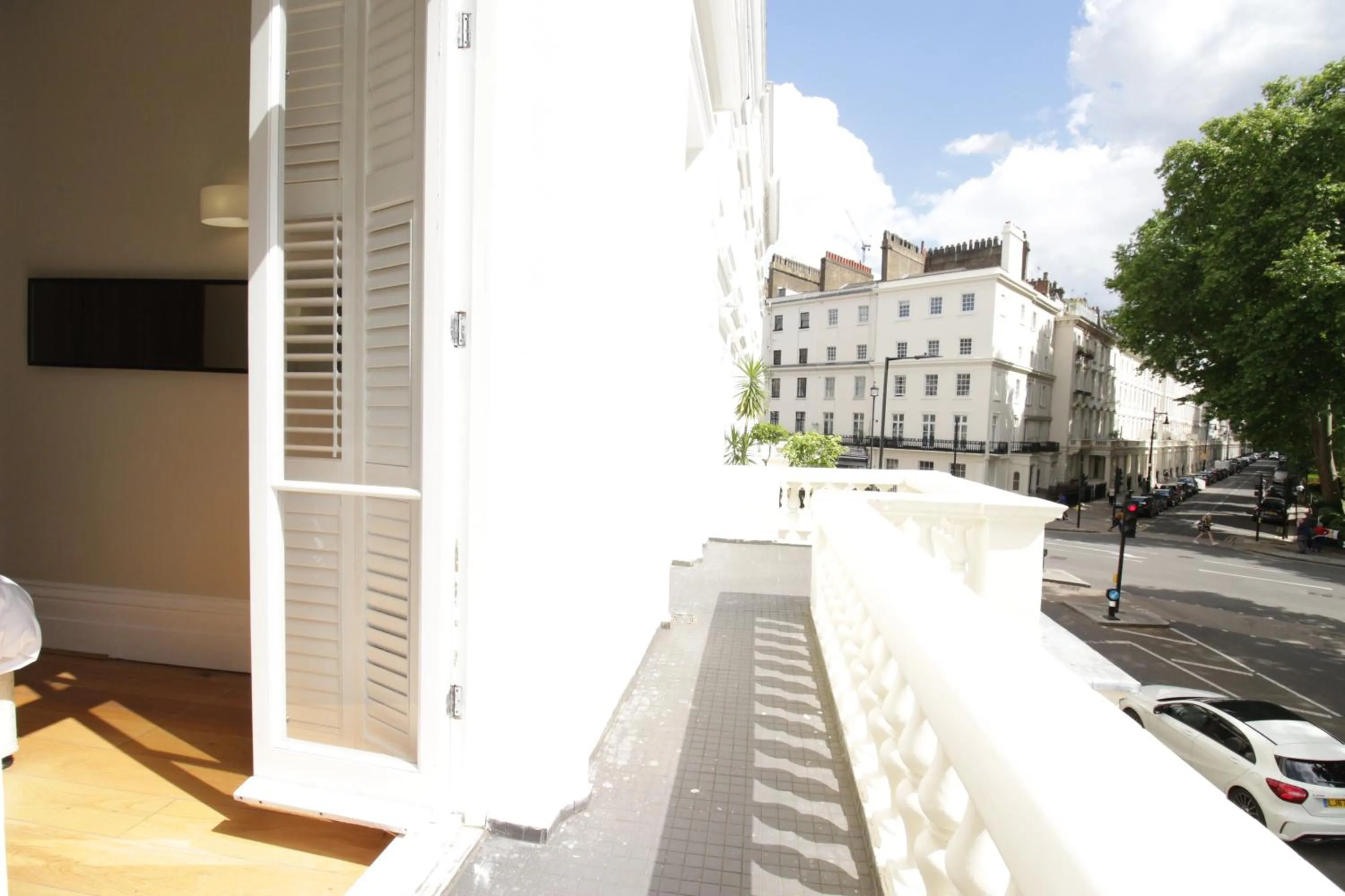 Street view in Queen Victoria Apartments