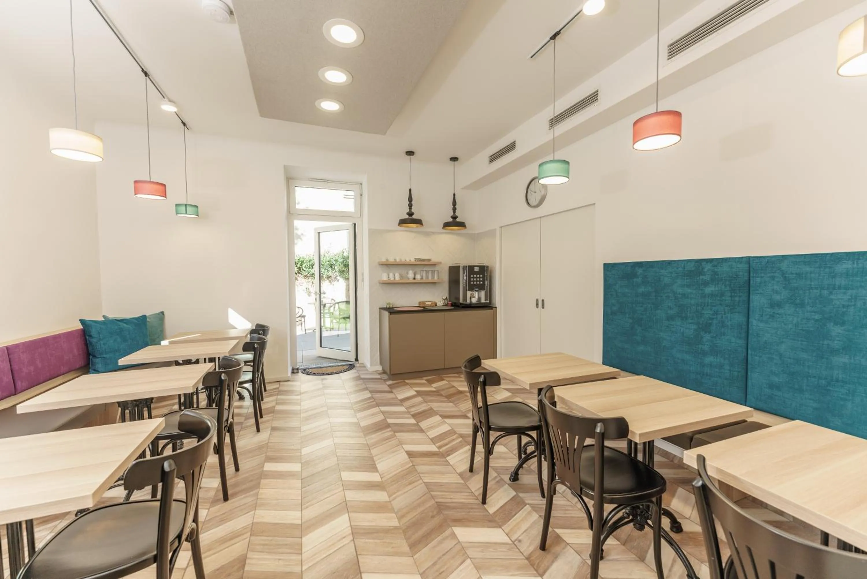 Breakfast in Villa Elisa