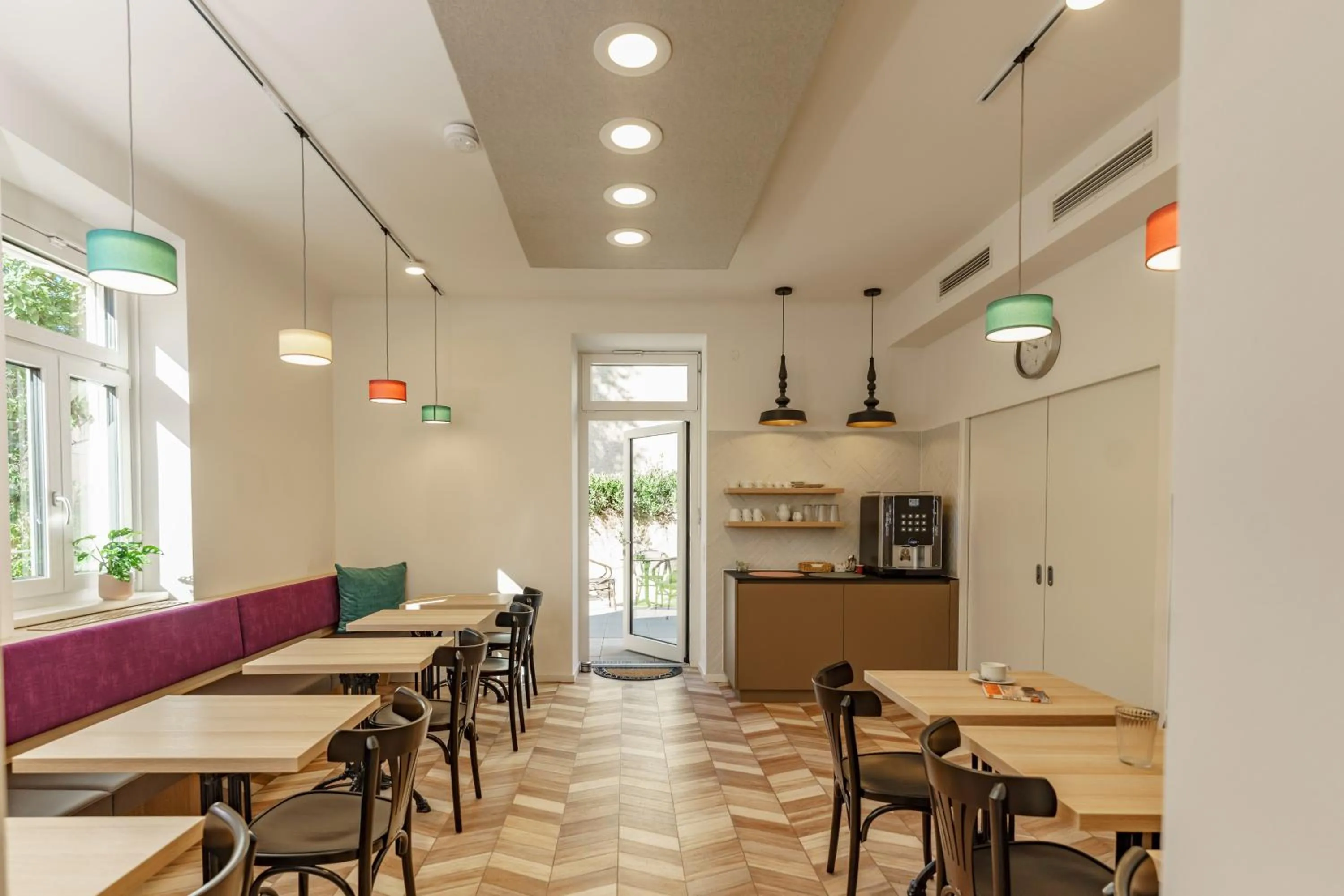 Breakfast in Villa Elisa