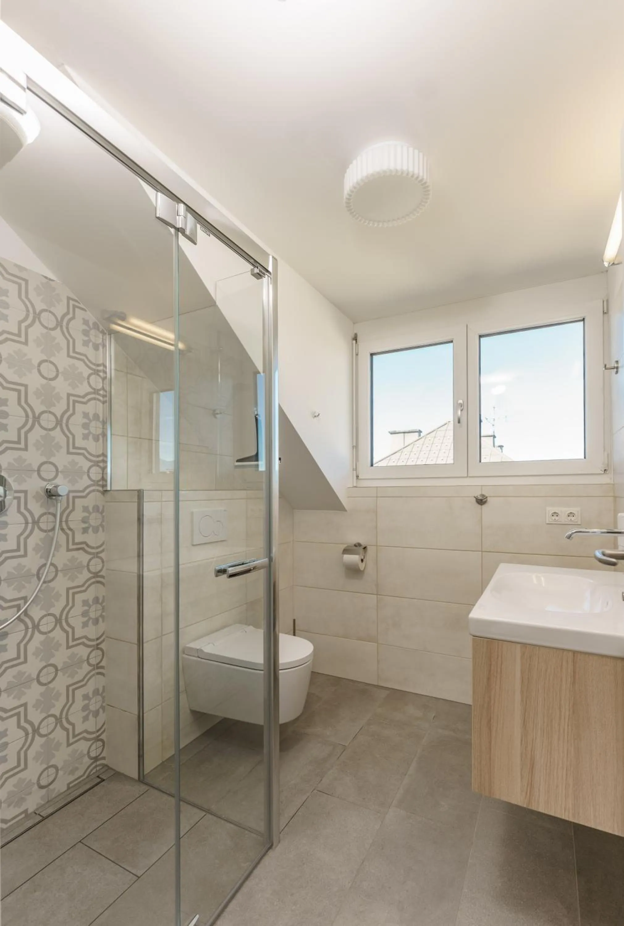 Shower in Villa Elisa