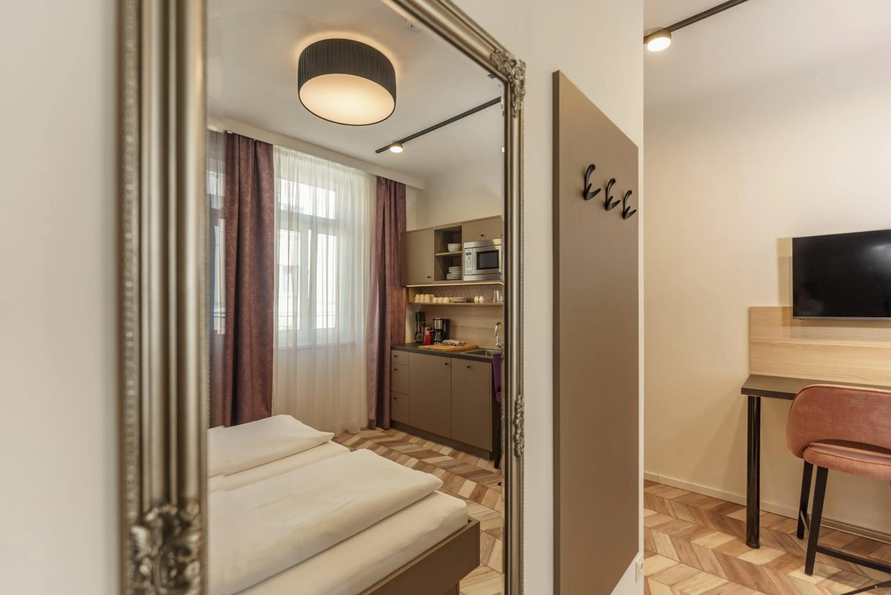 Photo of the whole room, Bed in Villa Elisa