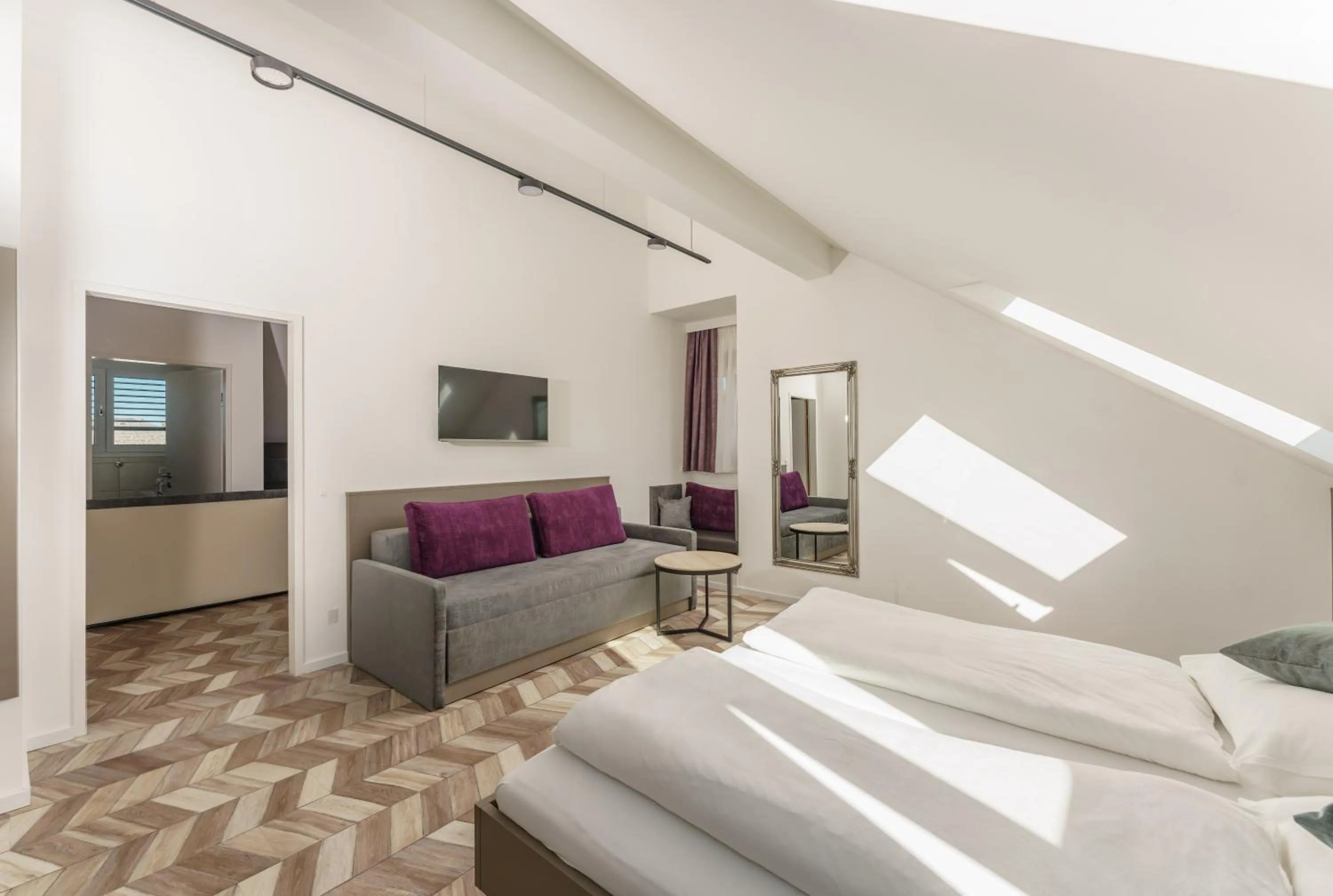 Photo of the whole room, Bed in Villa Elisa