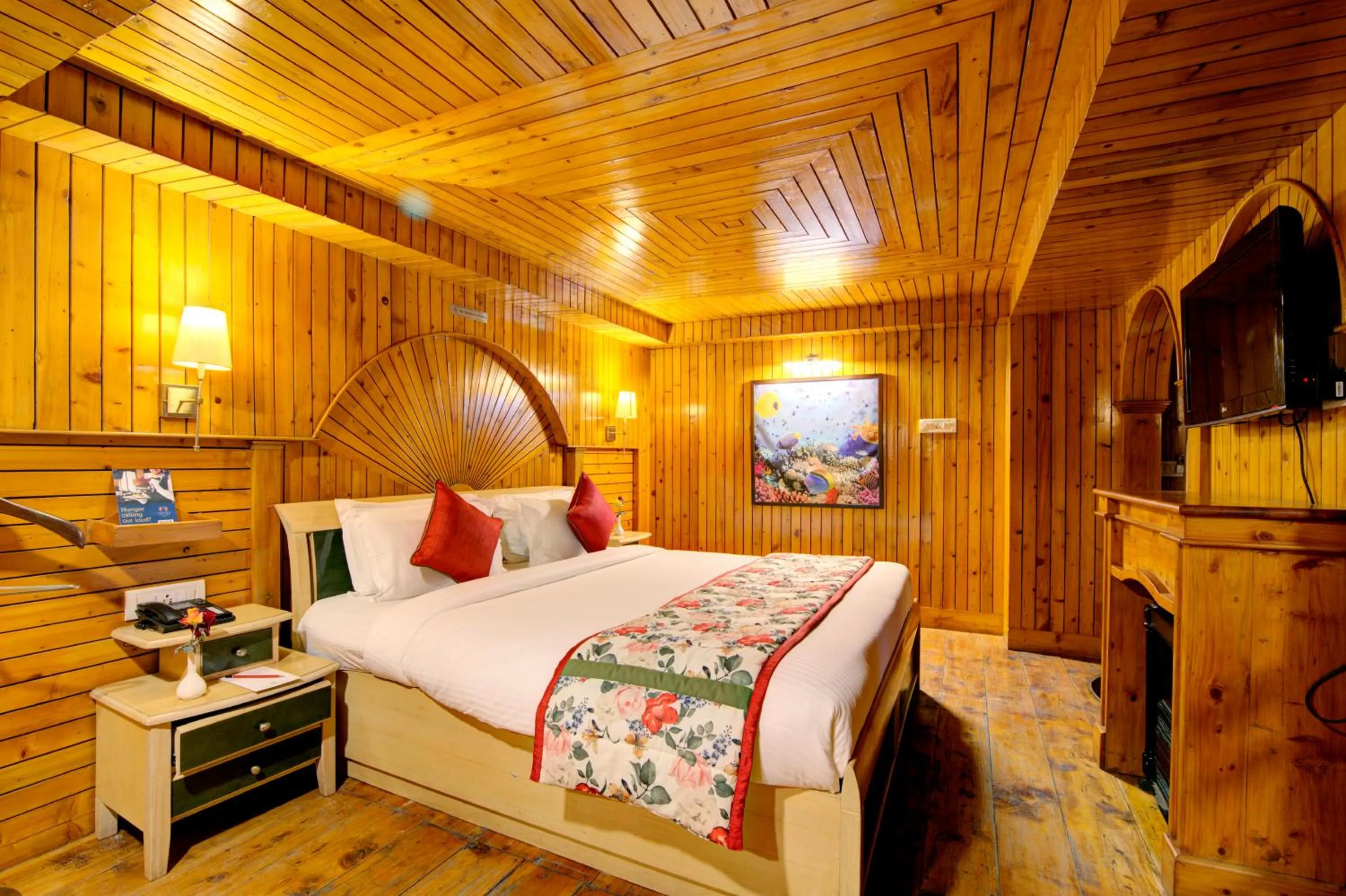 Photo of the whole room, Bed in Tarika Resort & Spa , Chail