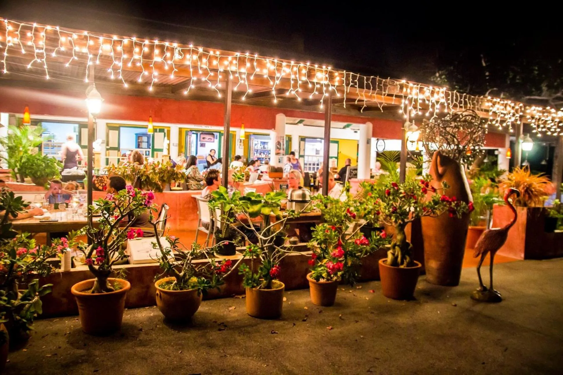 Restaurant/places to eat in Landhuis Daniel - Plantation House