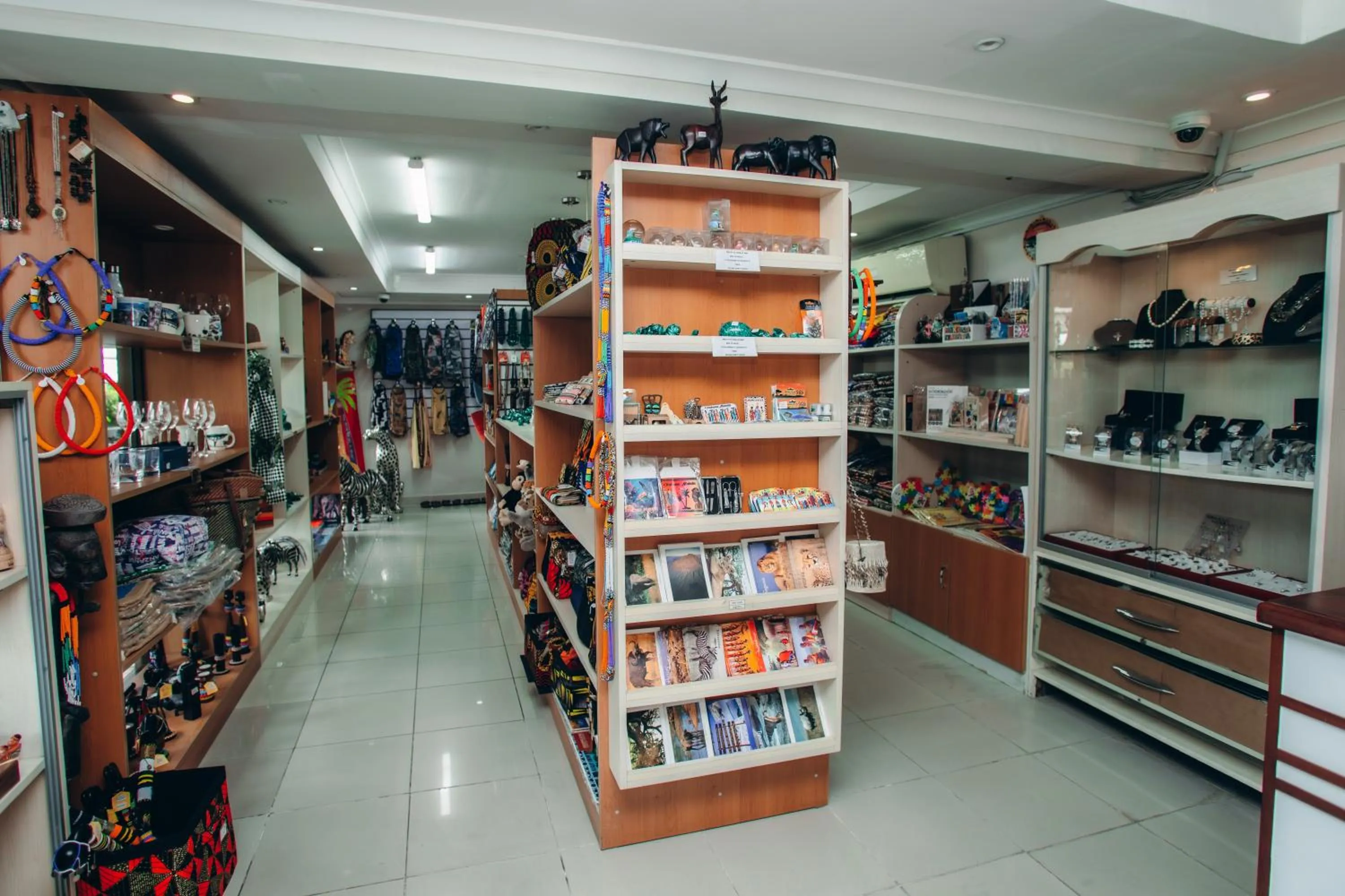 Shopping Area in Sea Cliff Hotel