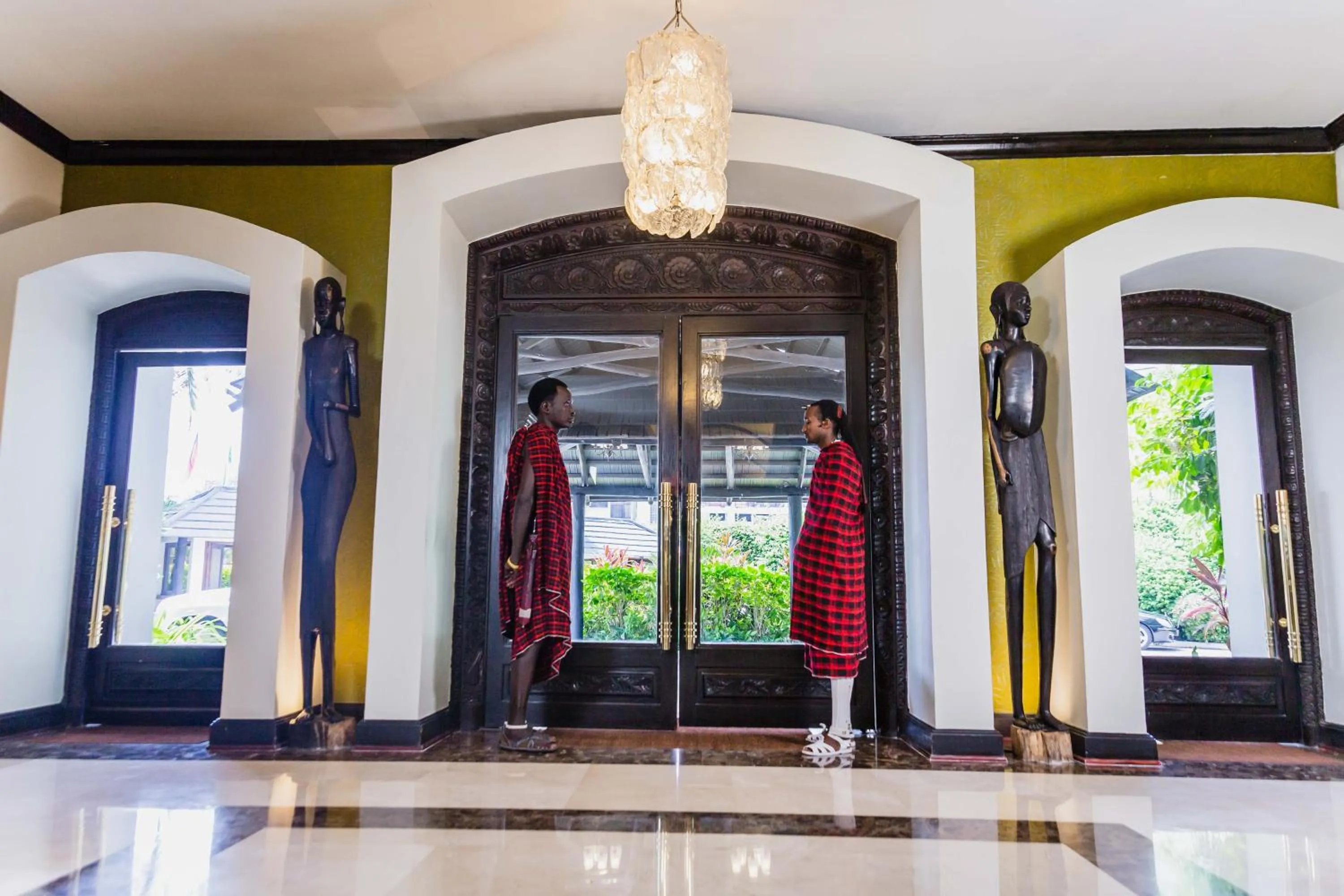 Lobby or reception in Sea Cliff Hotel