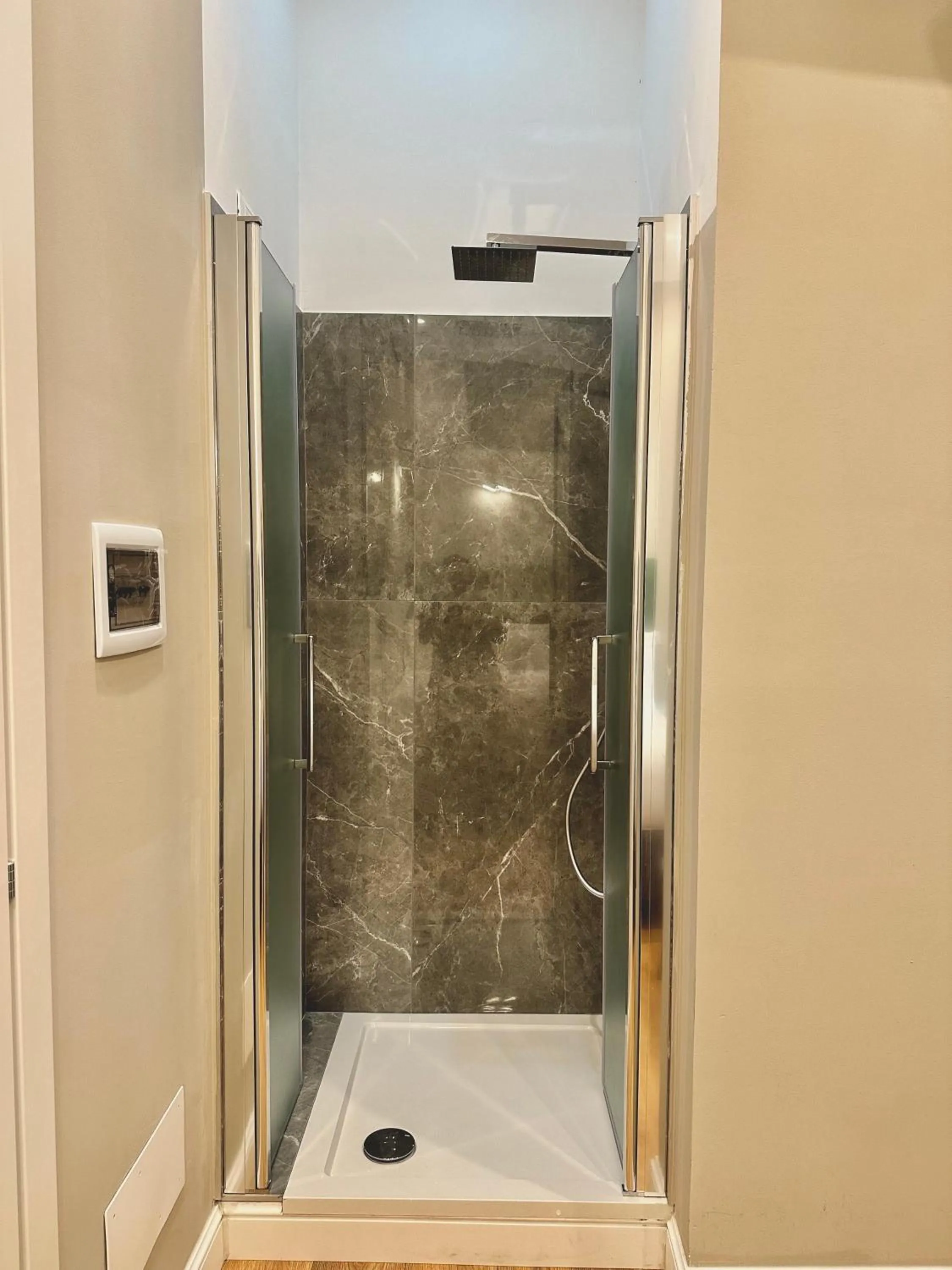 Shower in AD Suites Tritone