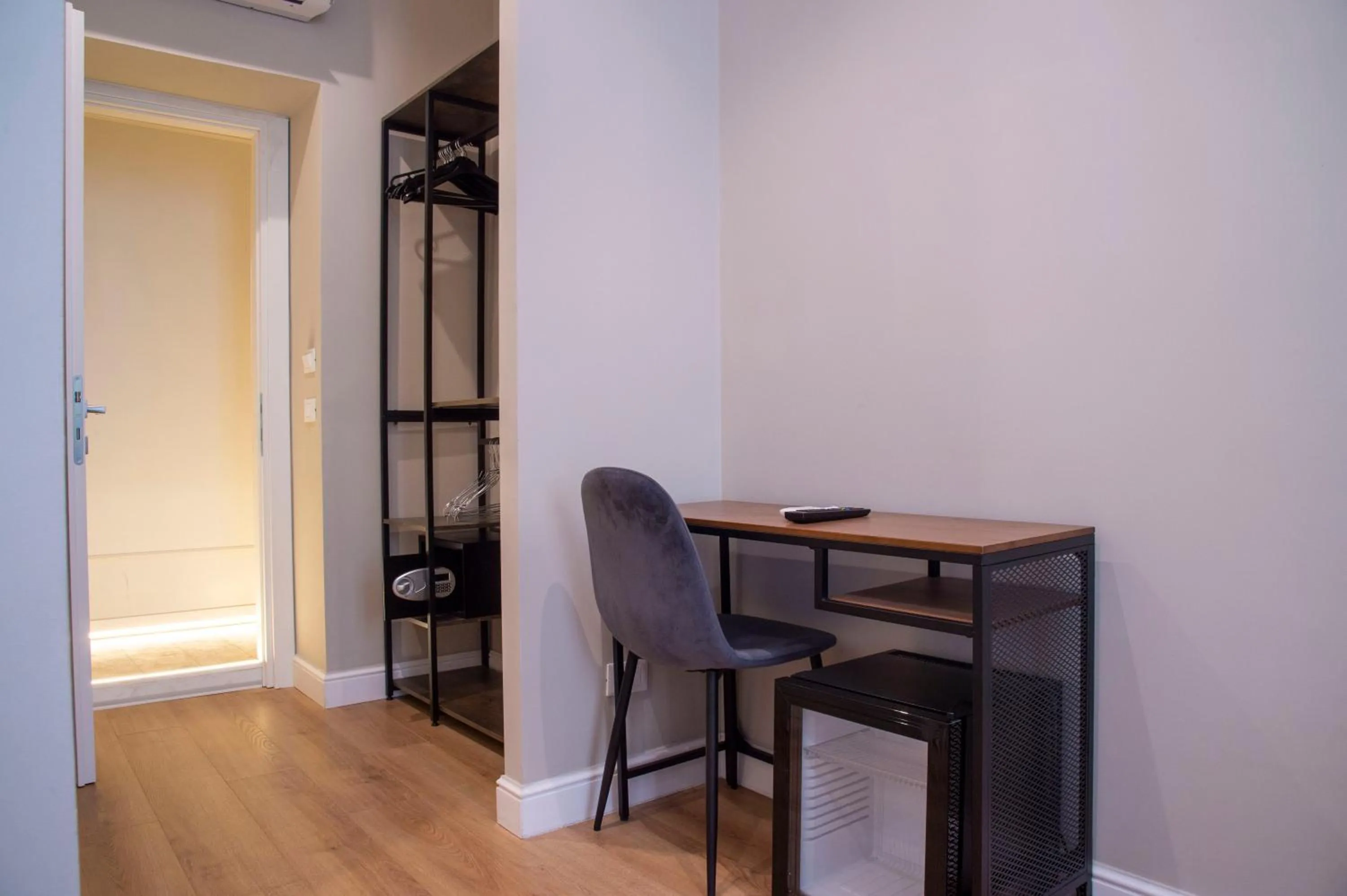 Seating area in AD Suites Tritone