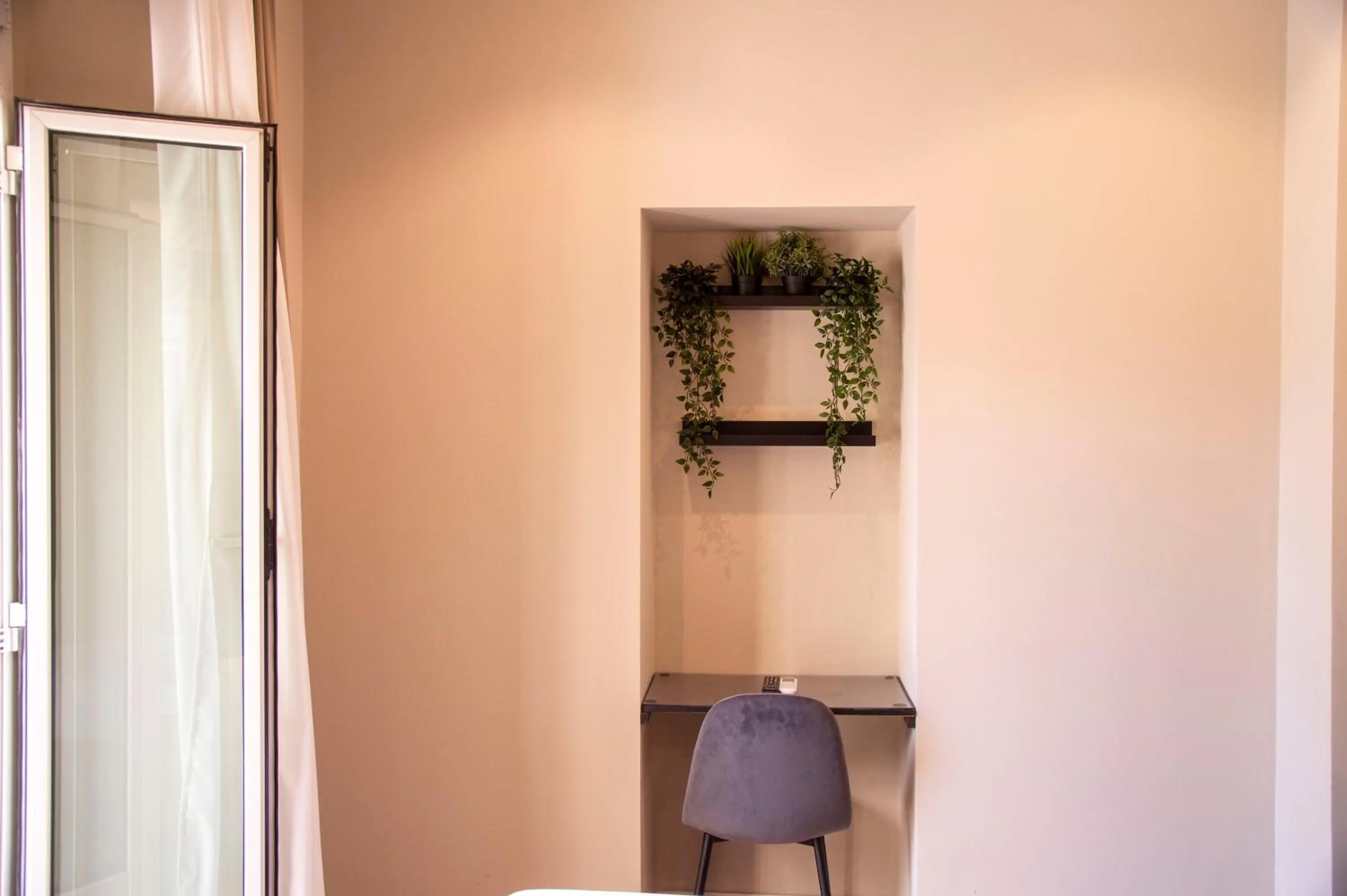 Seating area in AD Suites Tritone