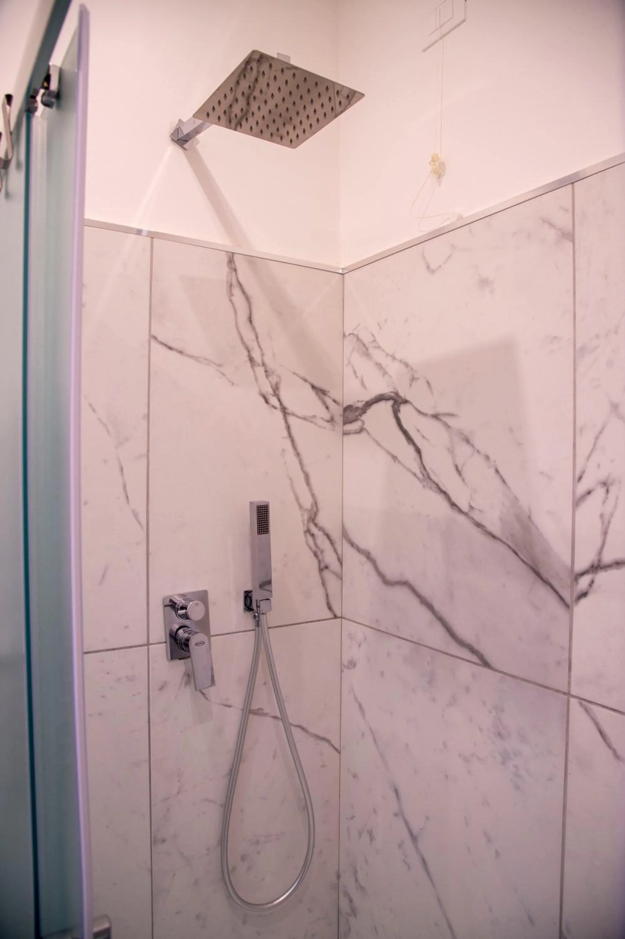 Shower in AD Suites Tritone