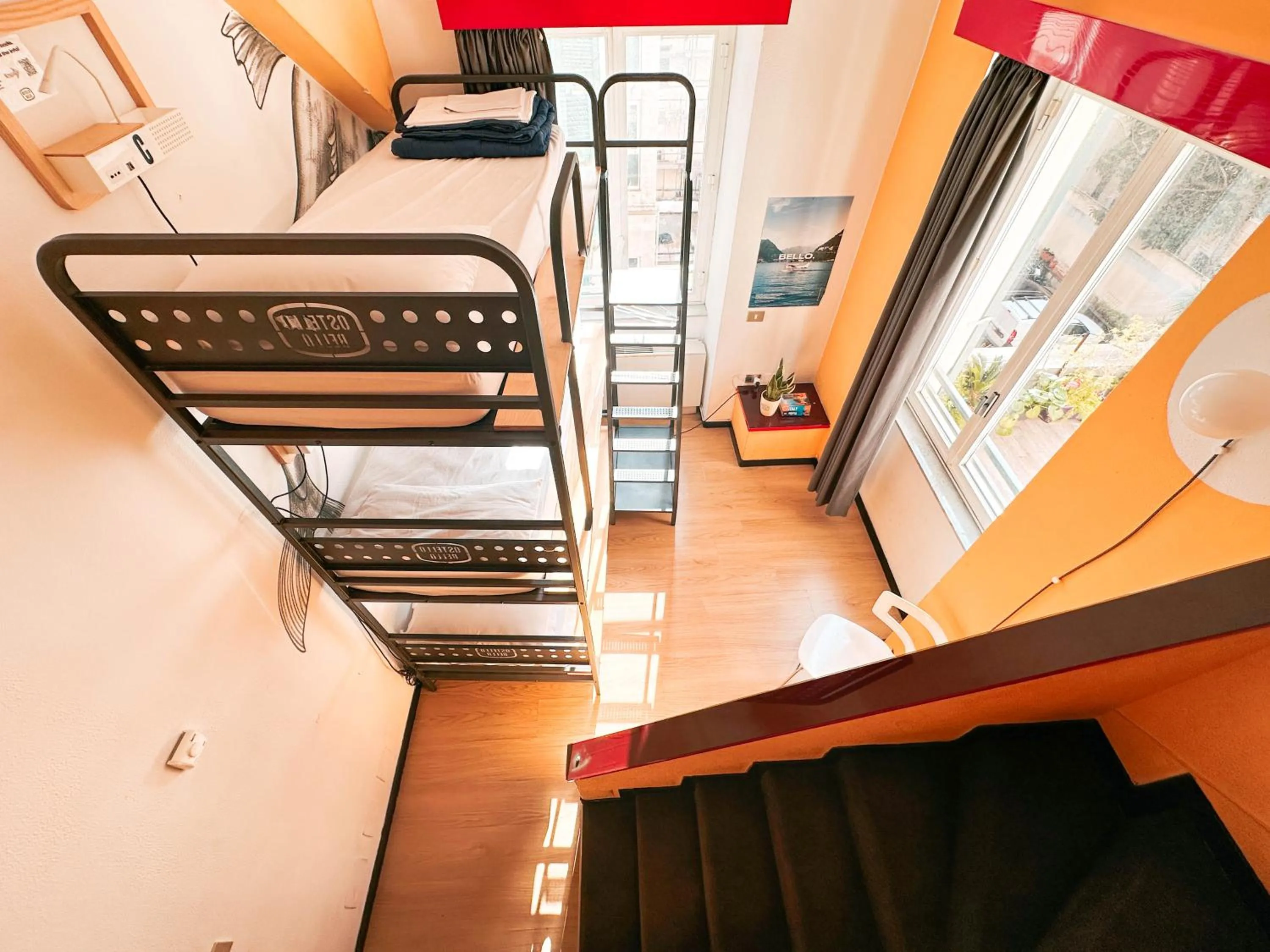 bunk bed in Ostello Bello Genova