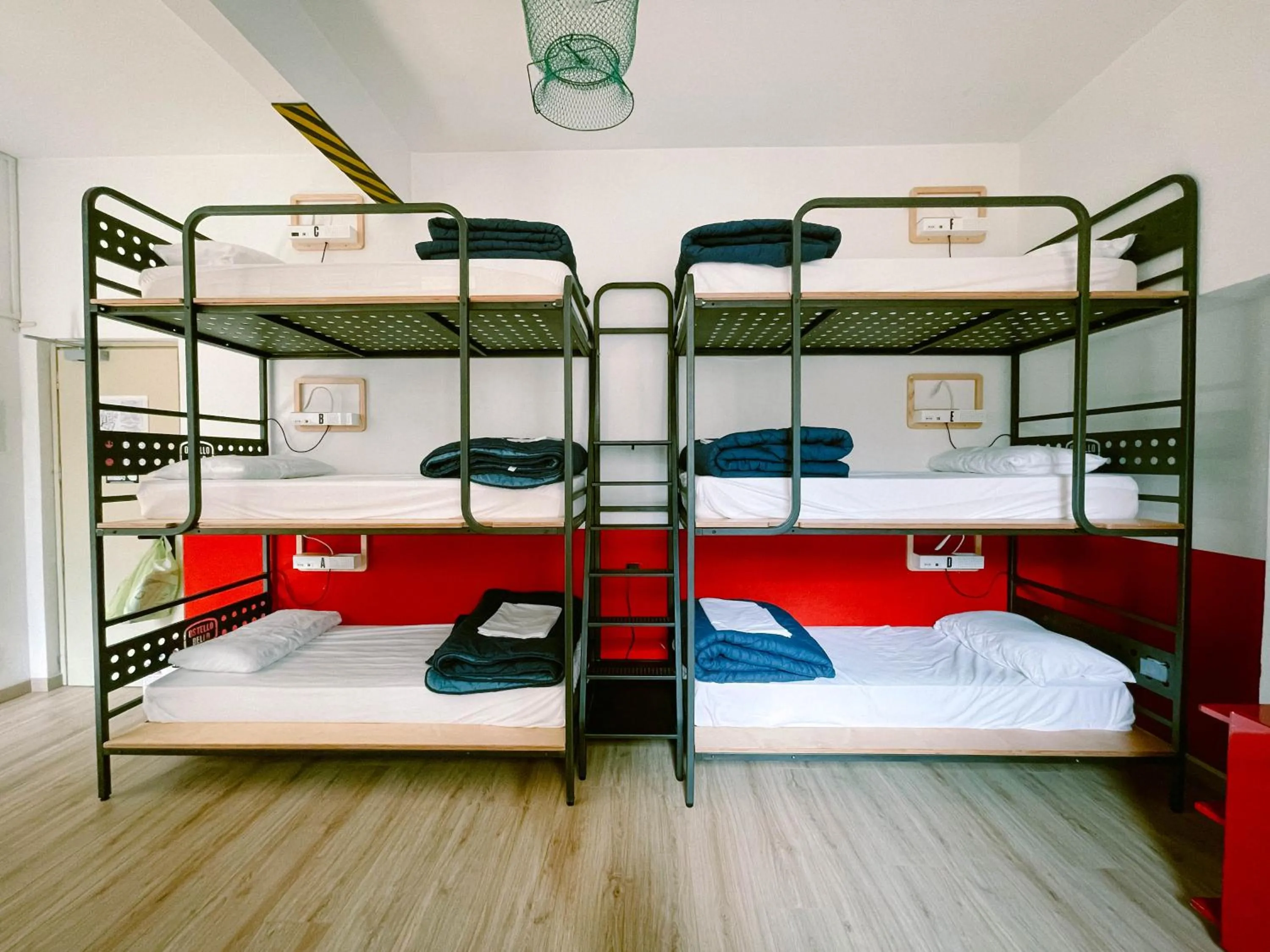 bunk bed, Bed in Ostello Bello Genova