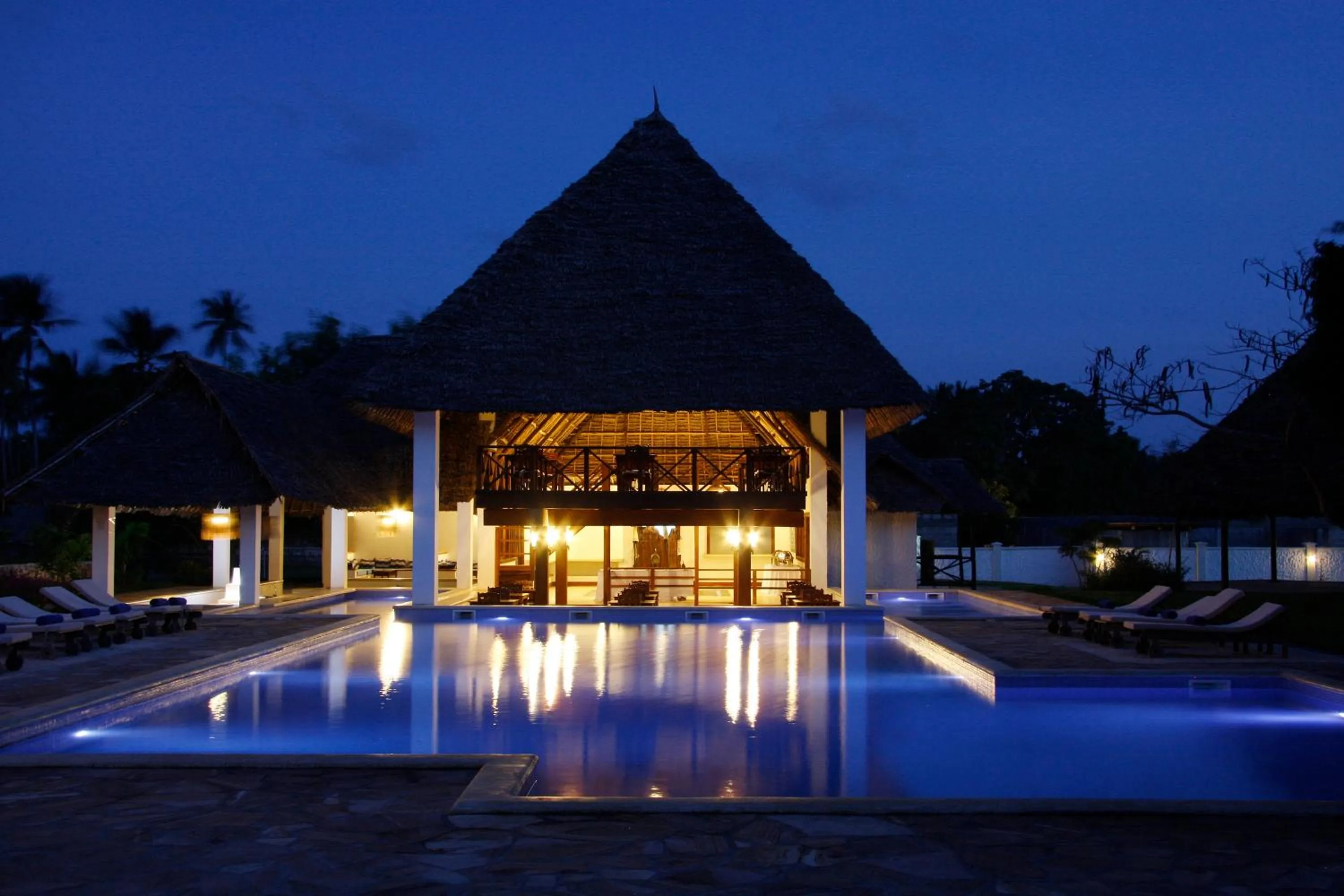 Restaurant/places to eat in Karafuu Beach Resort & Spa