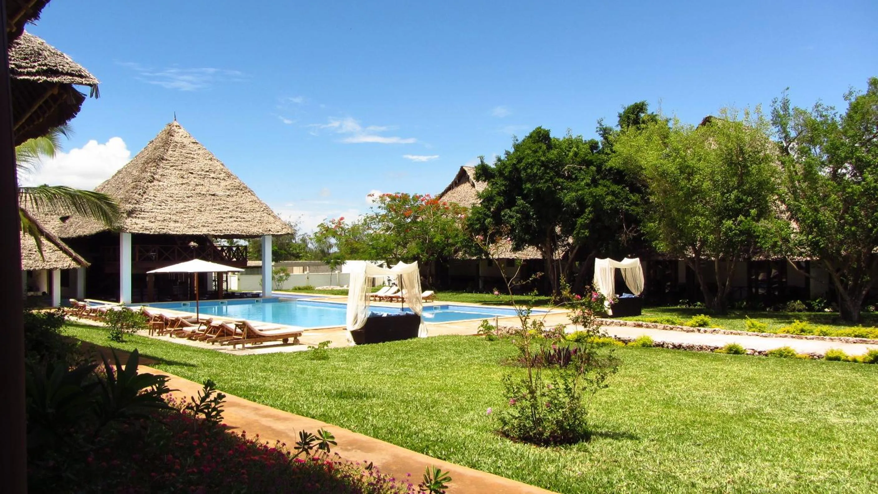 Restaurant/places to eat in Karafuu Beach Resort & Spa