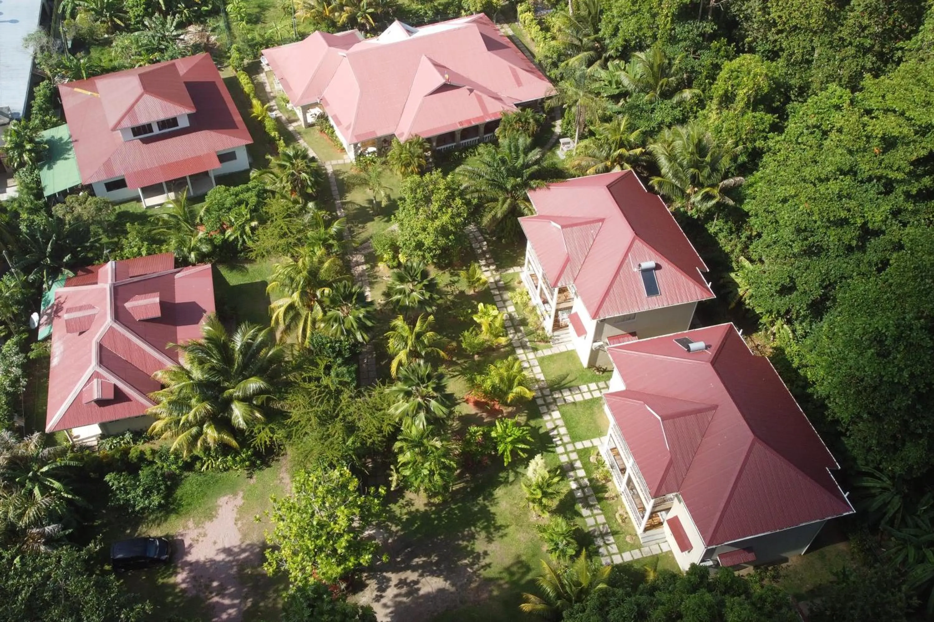 Property building in Villa Rafia