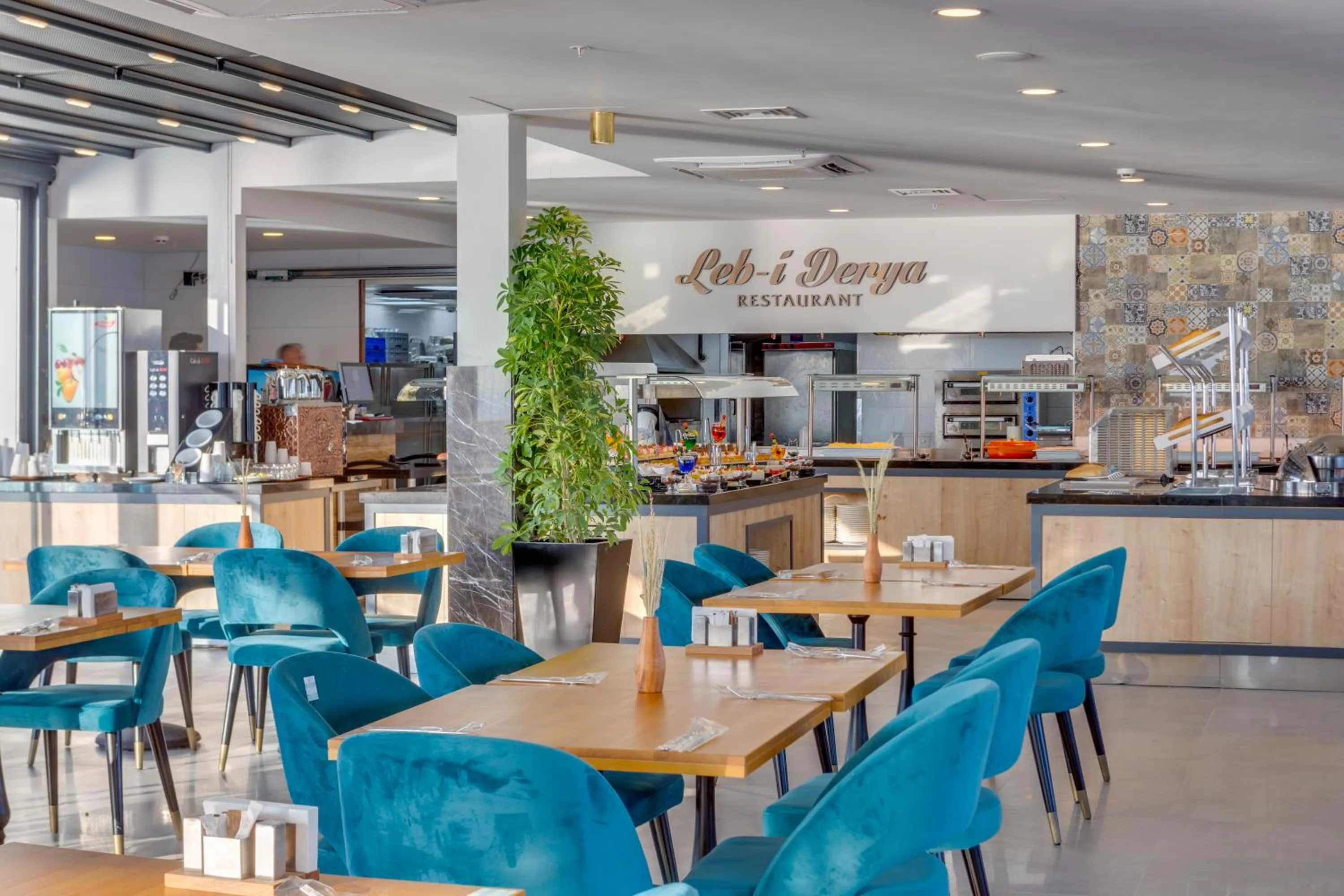 Restaurant/places to eat in Signature Blue Resort Kuşadası