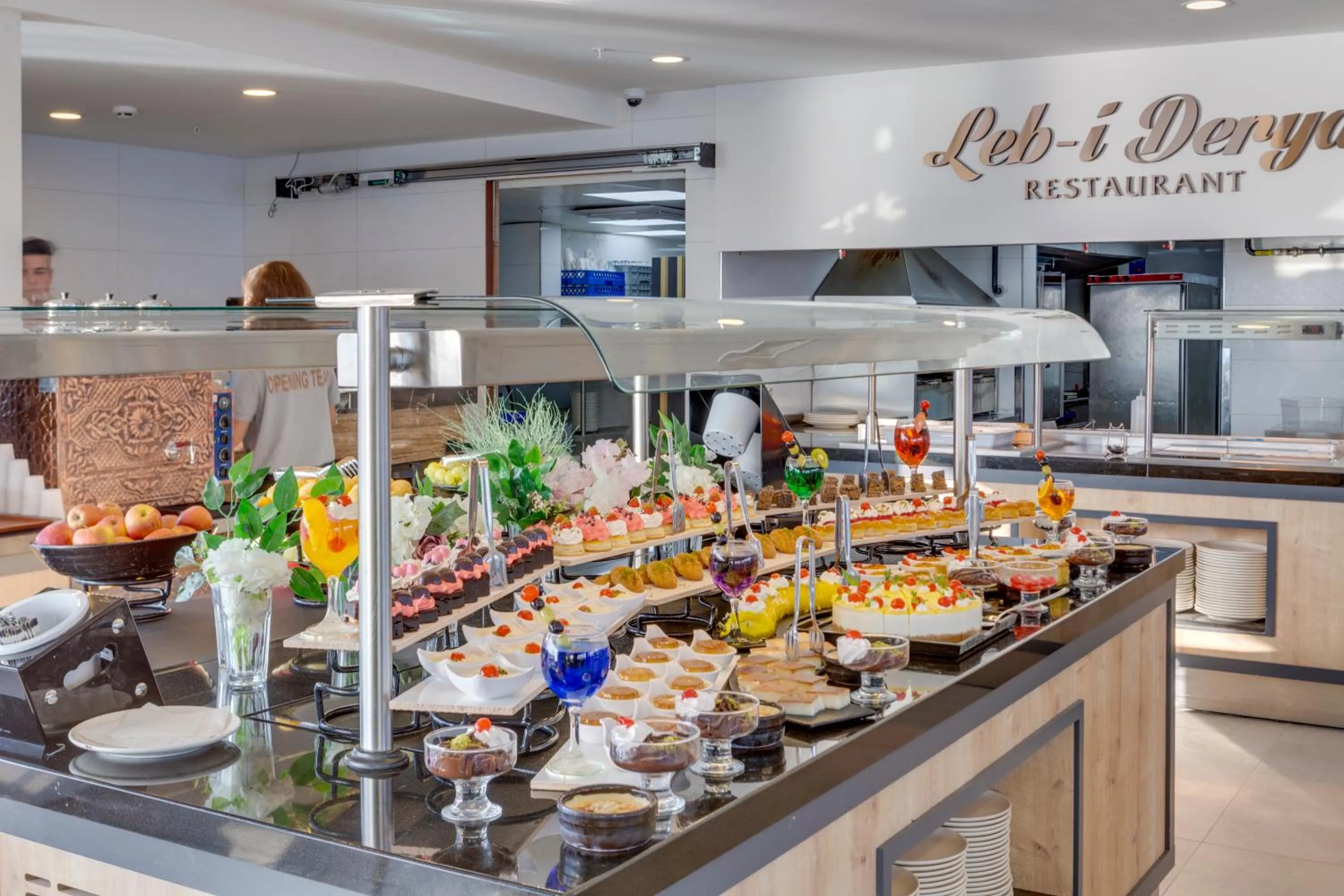 Food and drinks in Signature Blue Resort Kuşadası