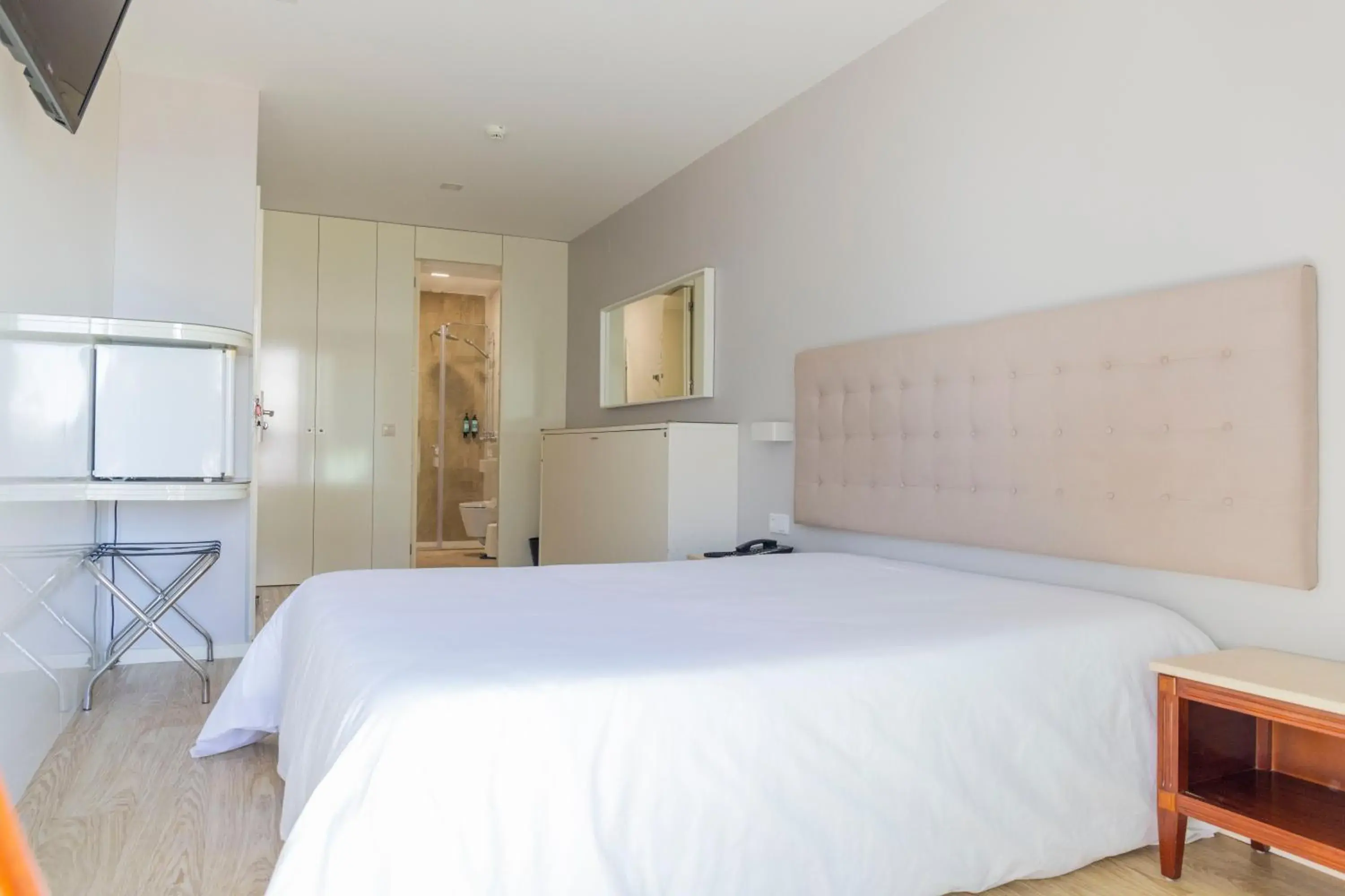 Double Room in Hotel Avenida Double Room in Hotel Avenida