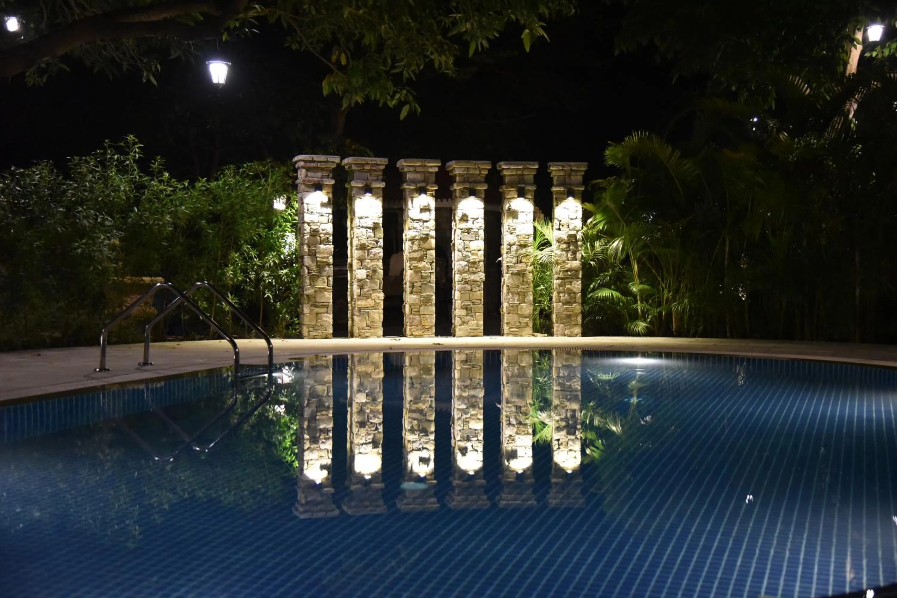 Swimming pool in Tree of Life Vanvilas Riveredge Corbett