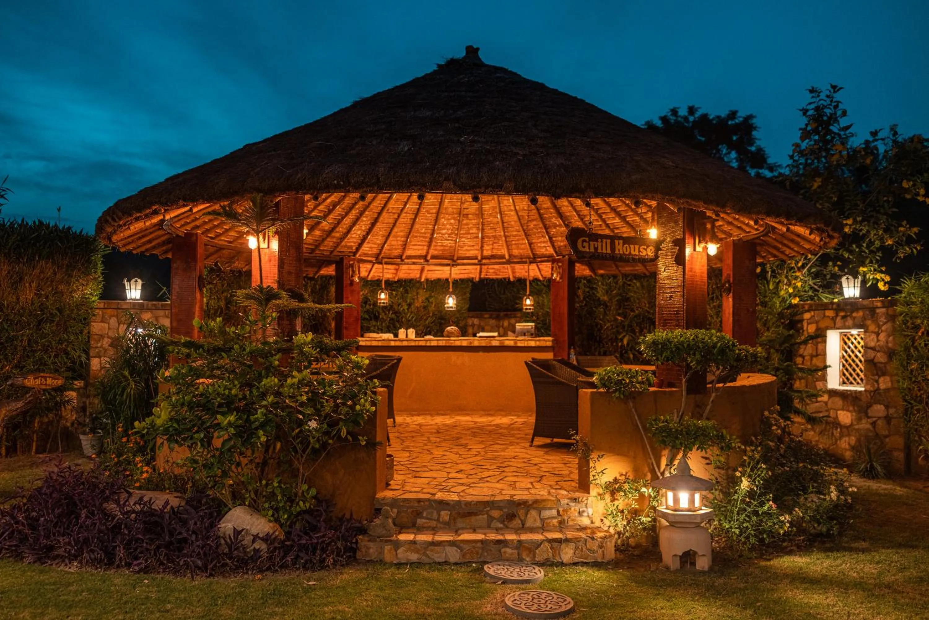 Restaurant/places to eat in Tree of Life Vanvilas Riveredge Corbett