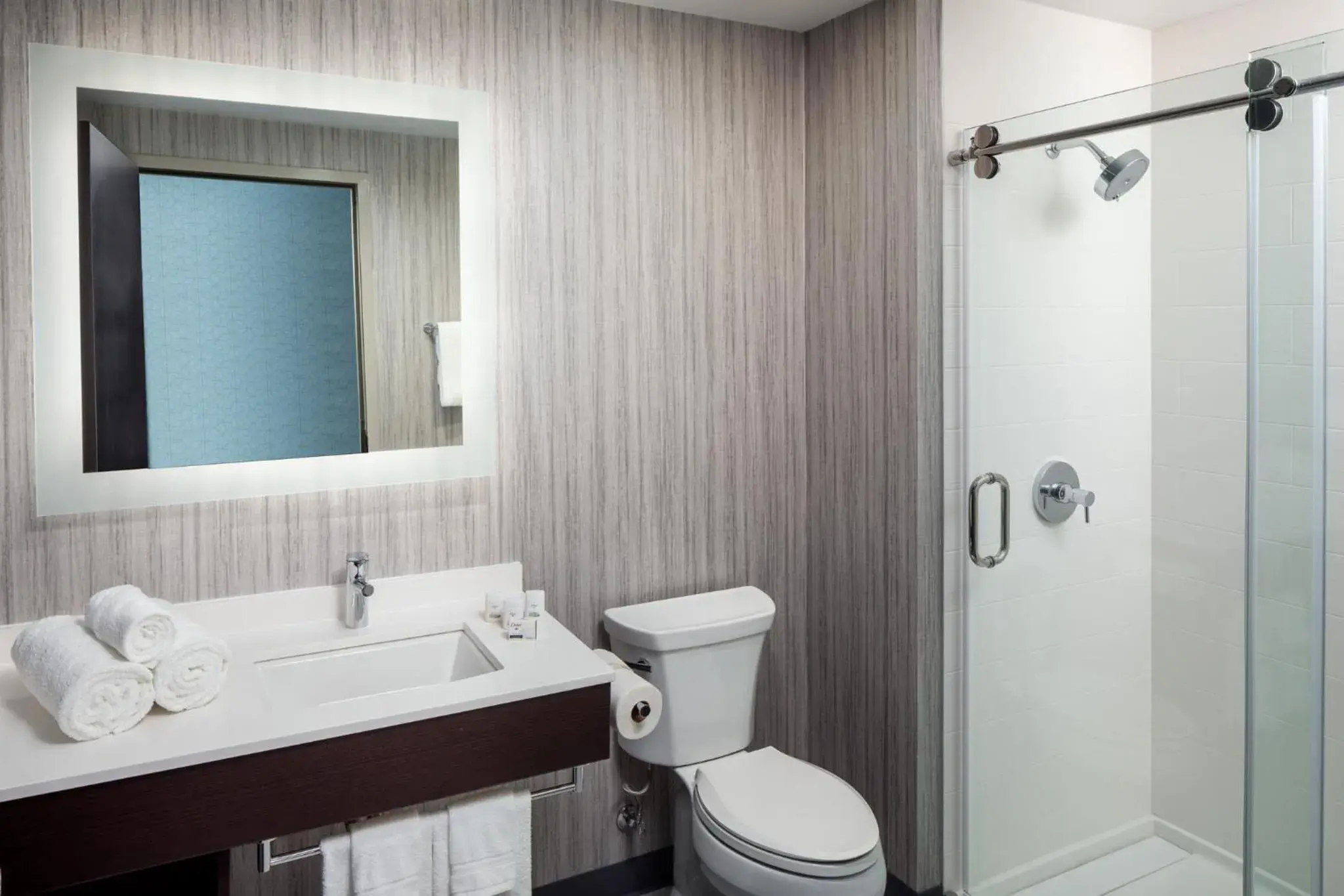Standard Room - single occupancy in Holiday Inn Express Washington DC Downtown by IHG Standard Room - single occupancy in Holiday Inn Express Washington DC Downtown by IHG