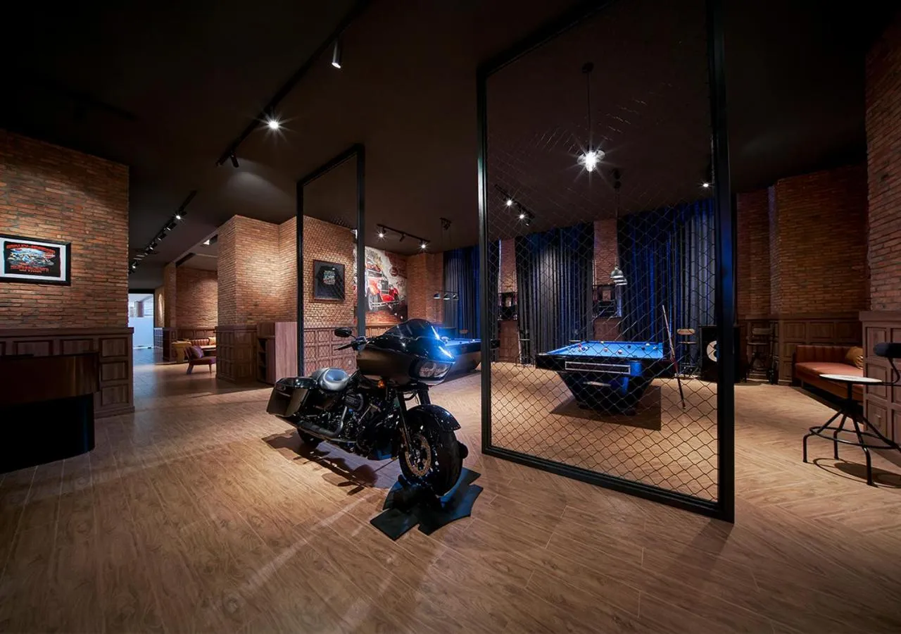 Lounge or bar in Holiday Inn Resort Ho Tram Beach by IHG