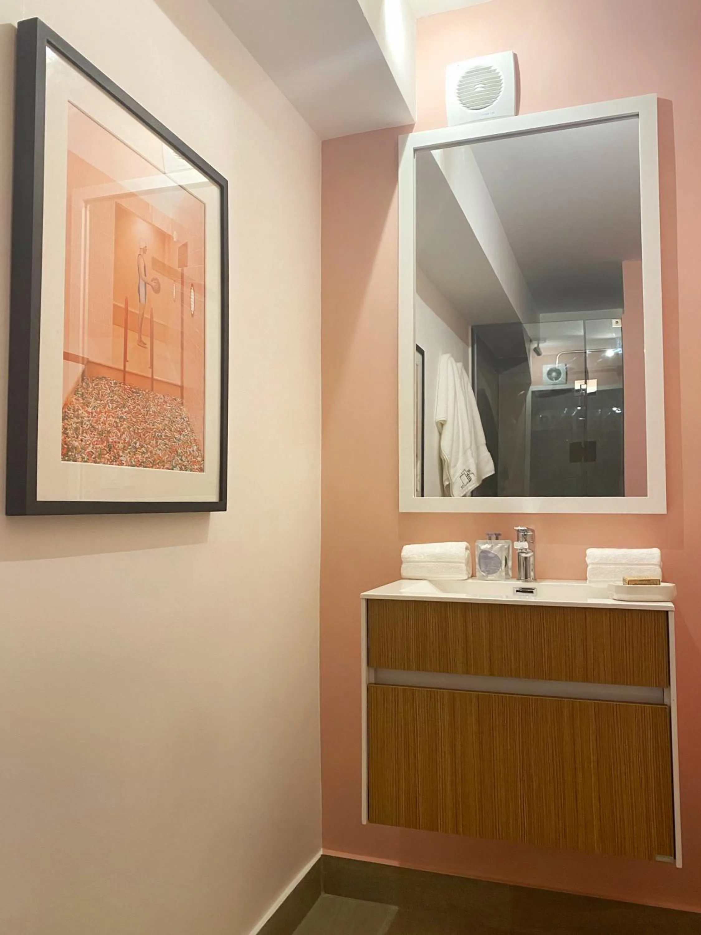 Bathroom in Primera Parada By Wynwood House