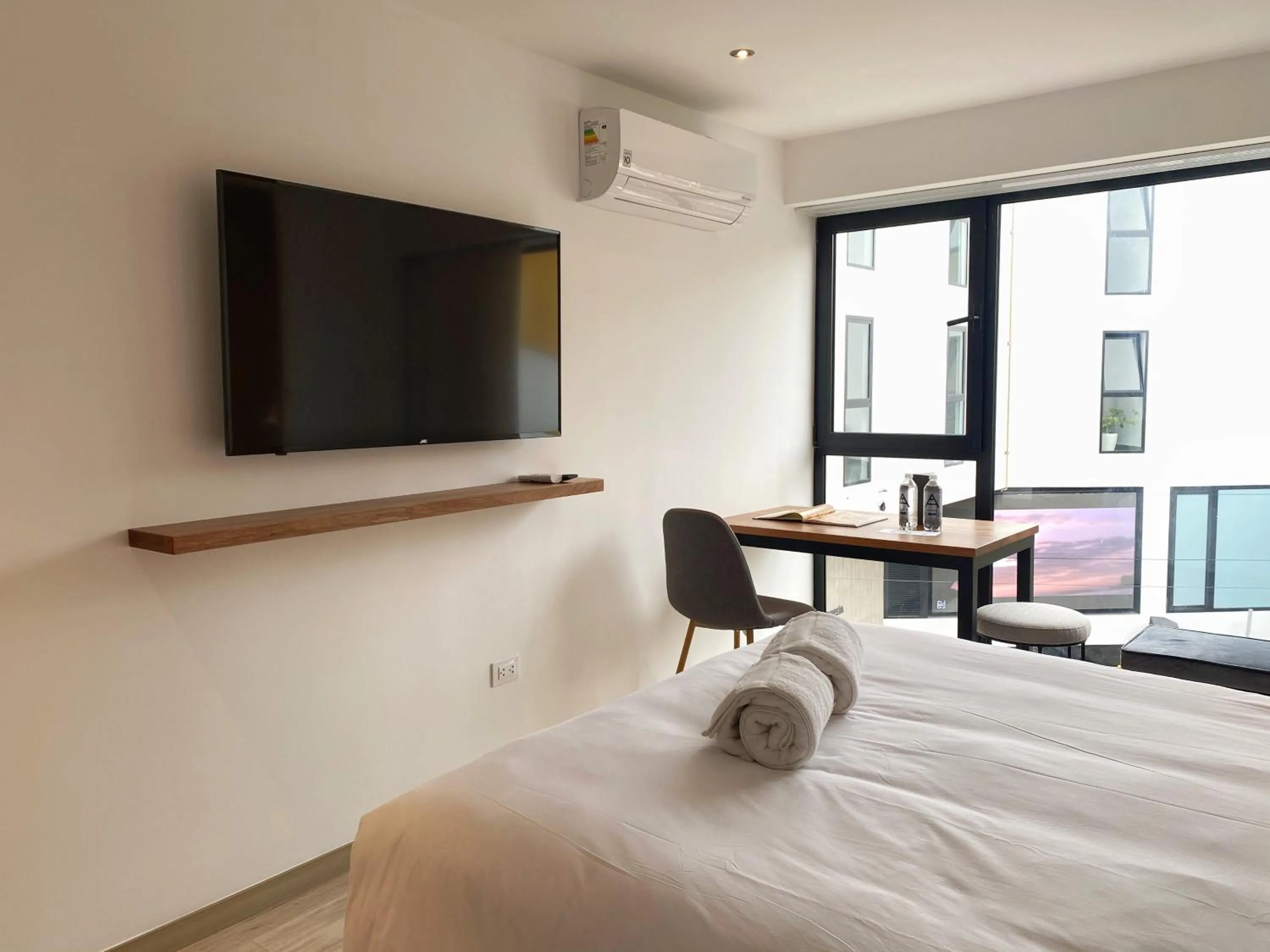 Bedroom, Bed in Primera Parada By Wynwood House