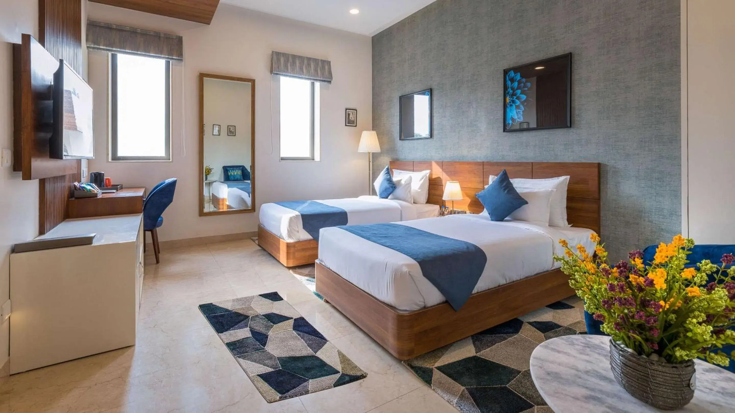 One Bedroom Twin Room with One Single Bed - single occupancy - Non Smoking in Comfort Inn Dhaliwals, Gurgaon One Bedroom Twin Room with One Single Bed - single occupancy - Non Smoking in Comfort Inn Dhaliwals, Gurgaon