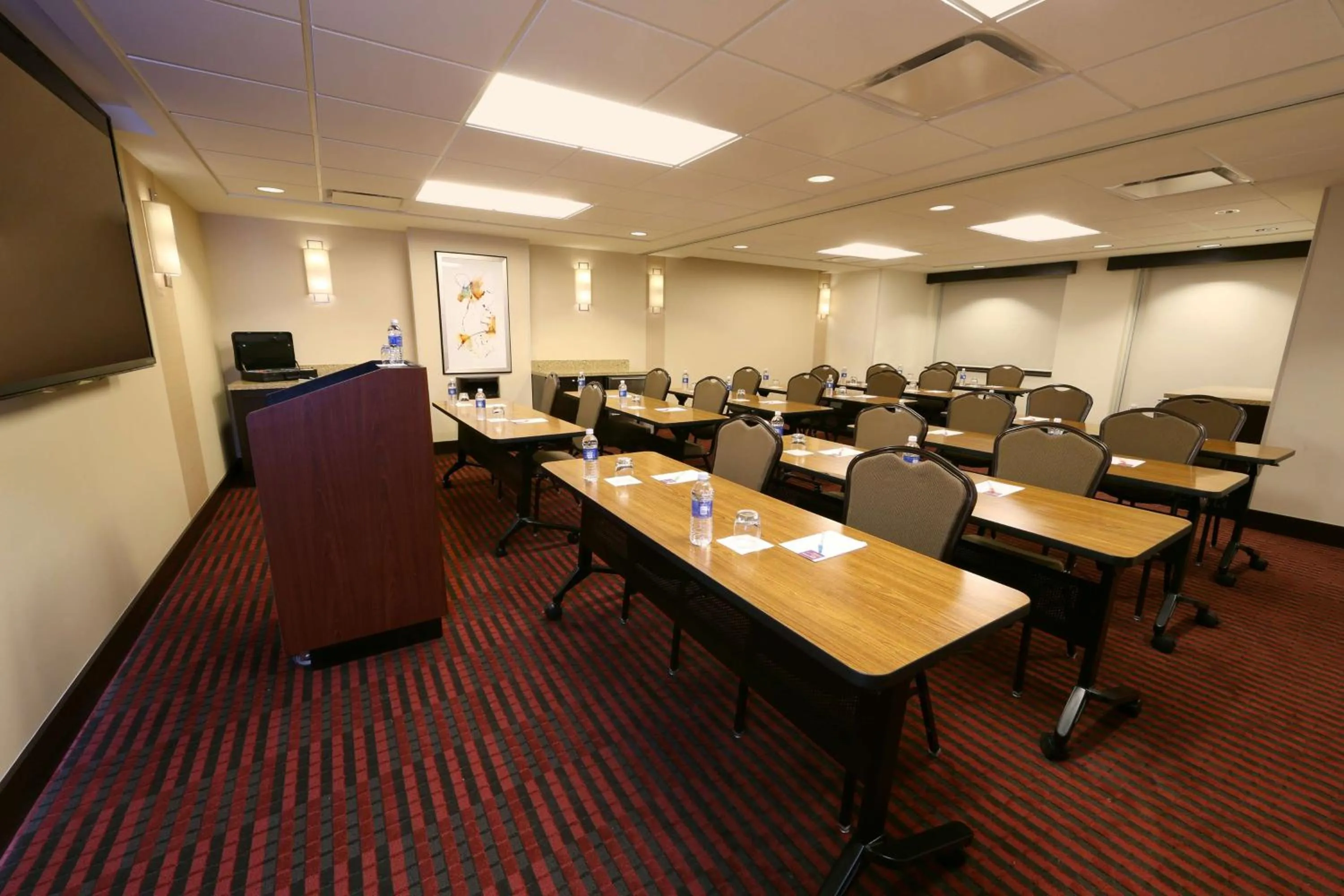 Meeting/conference room in Hyatt Place Flushing/LGA Airport