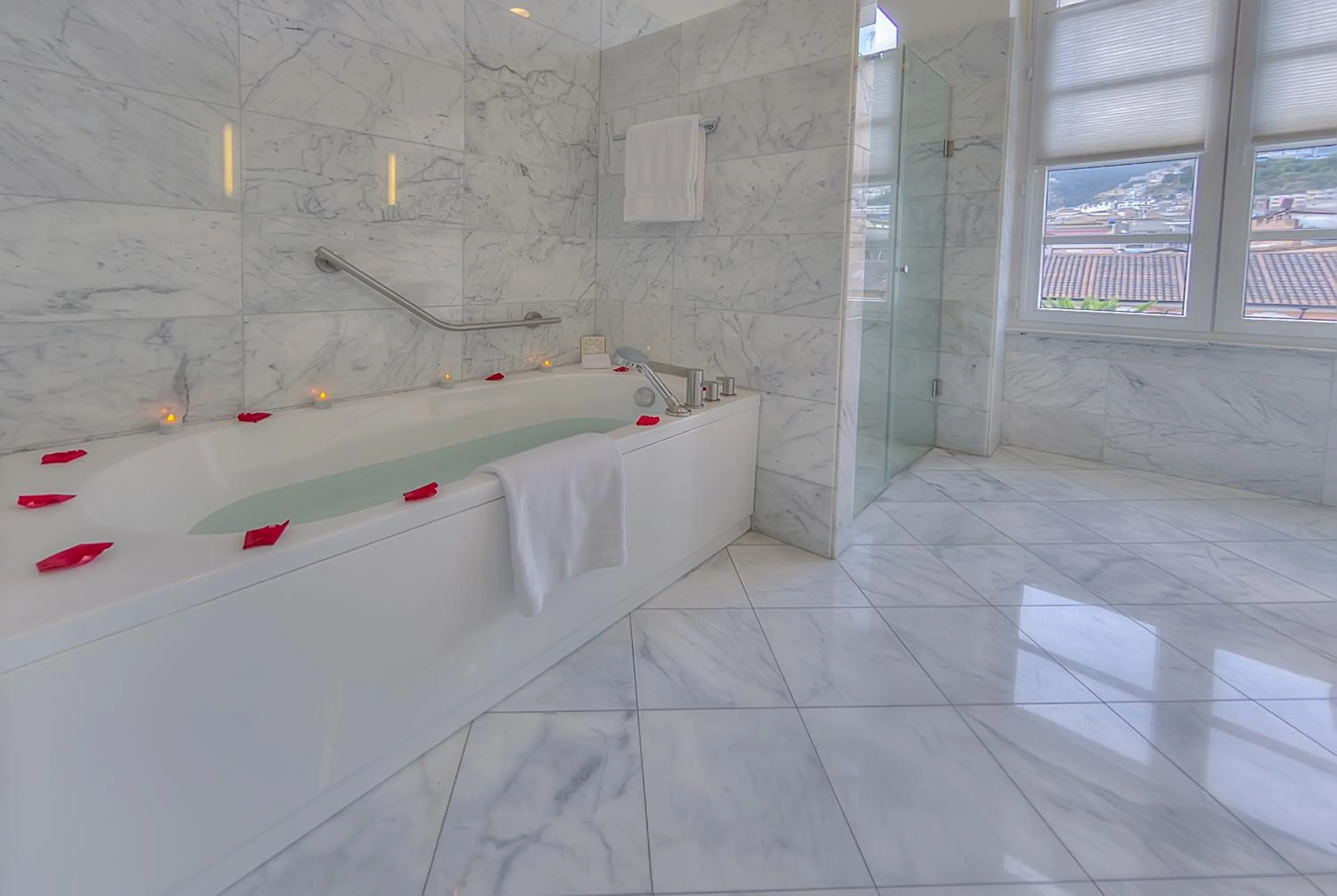 Bathroom in Hotel Casa Gangotena