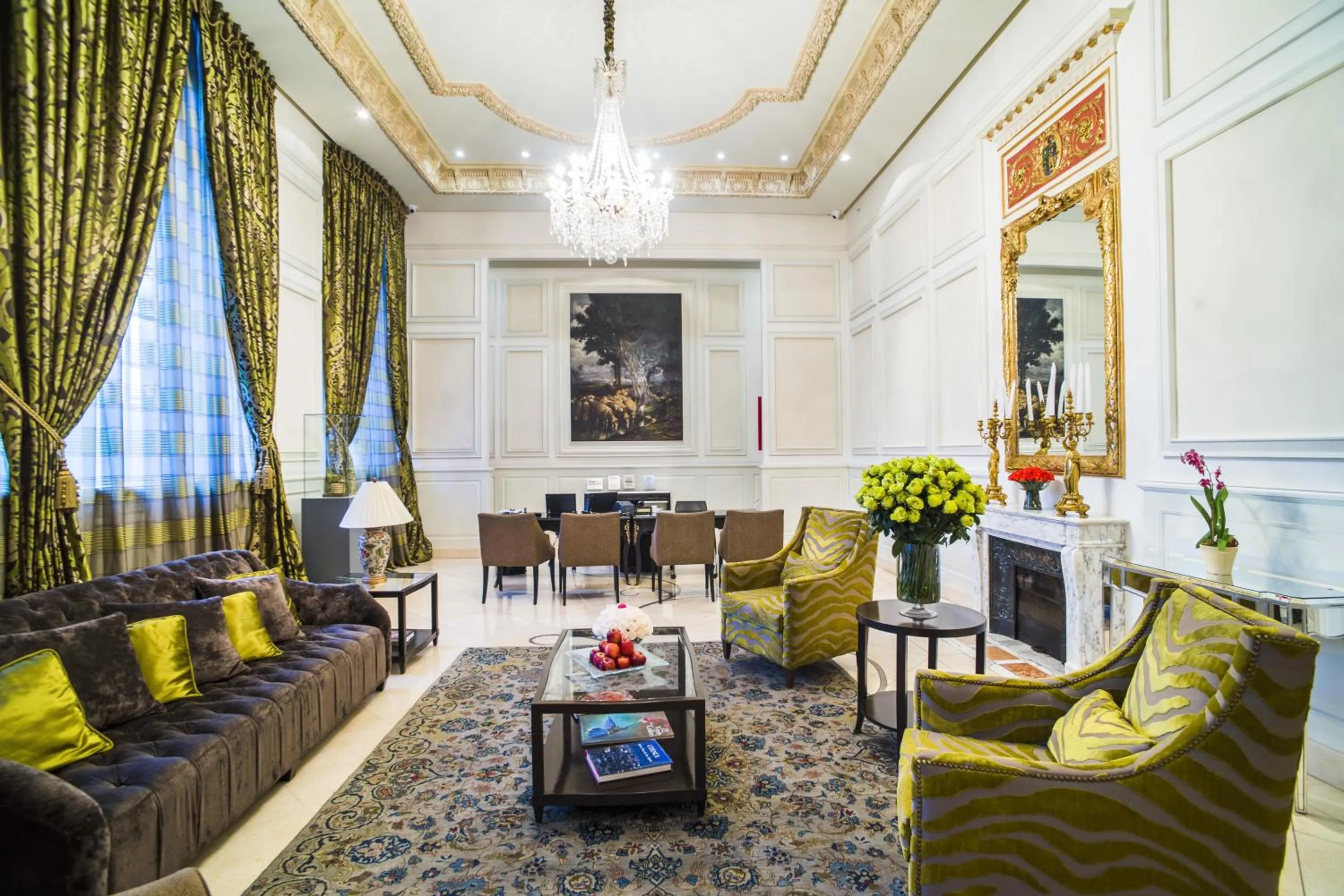 Lobby or reception in Hotel Casa Gangotena