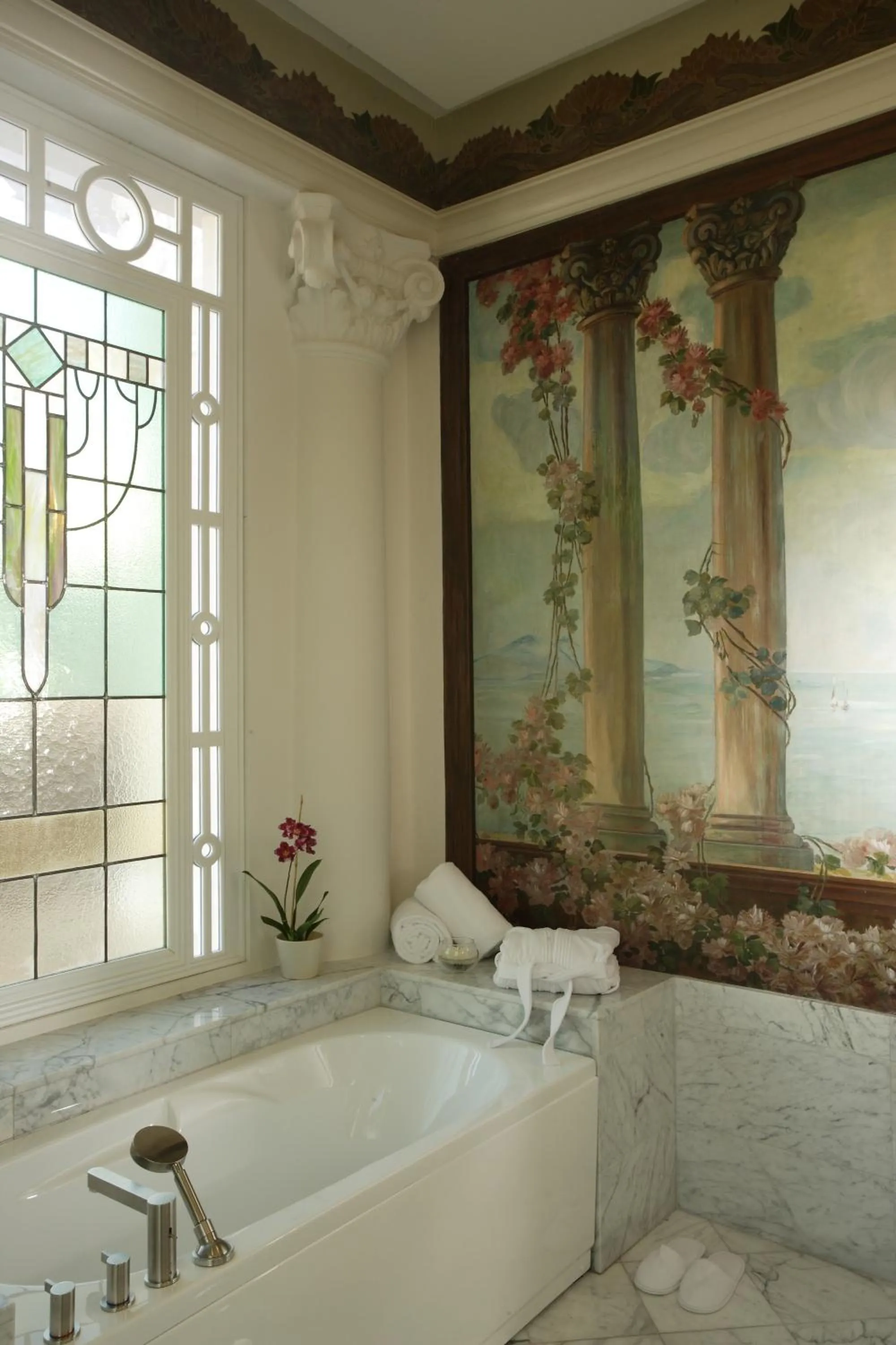 Bathroom in Hotel Casa Gangotena