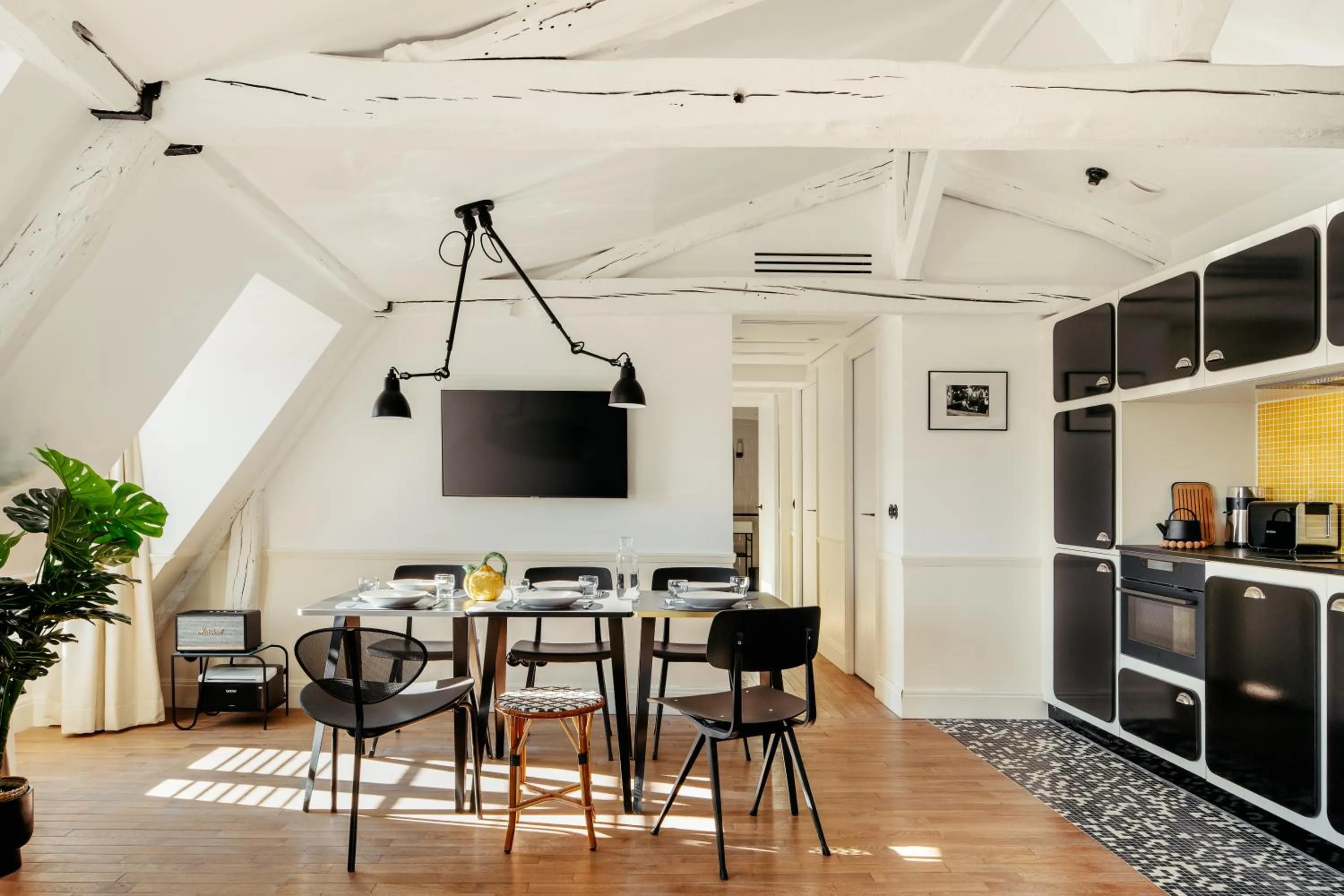 Business facilities in My Maison In Paris - Louvre