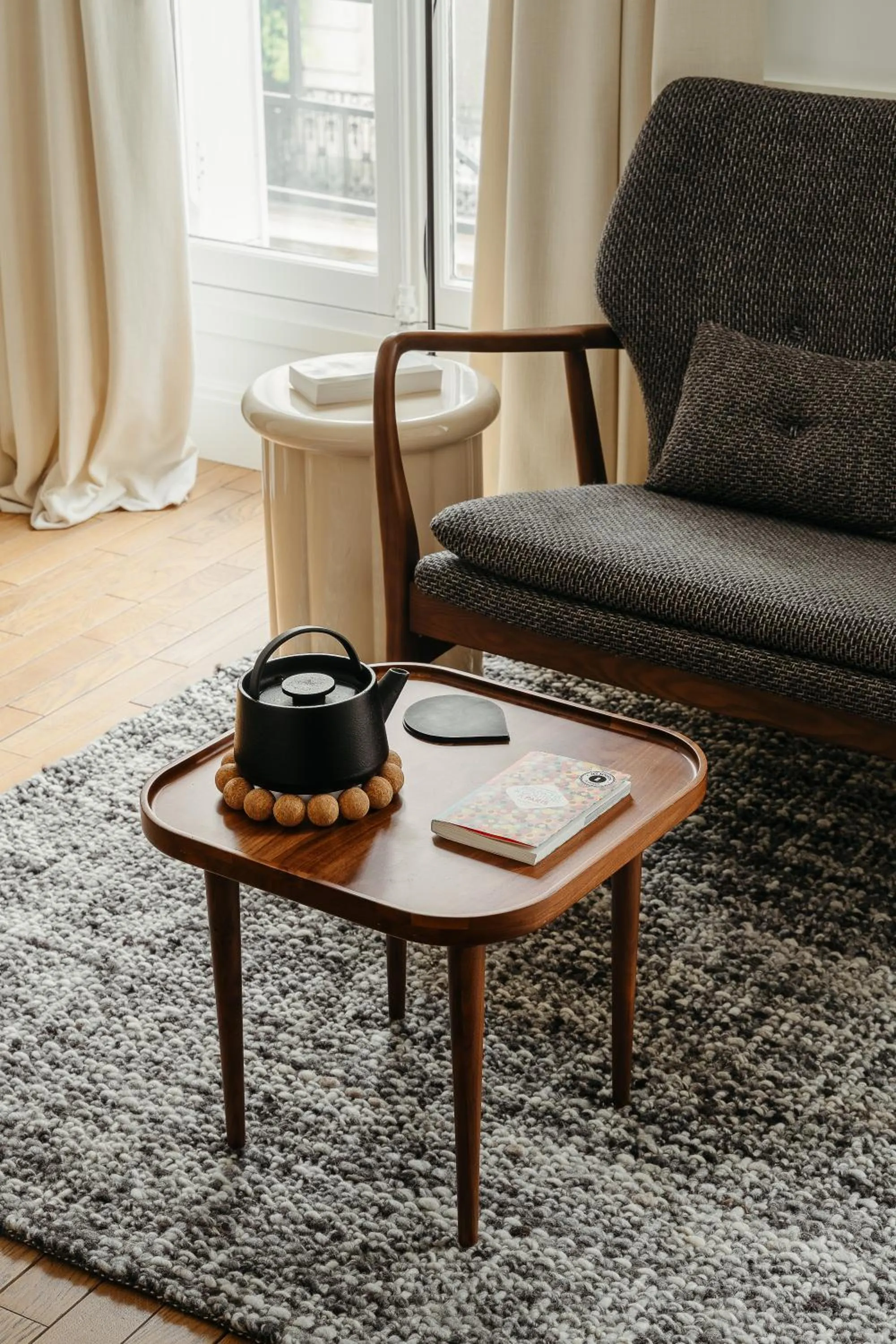 Decorative detail in My Maison In Paris - Louvre