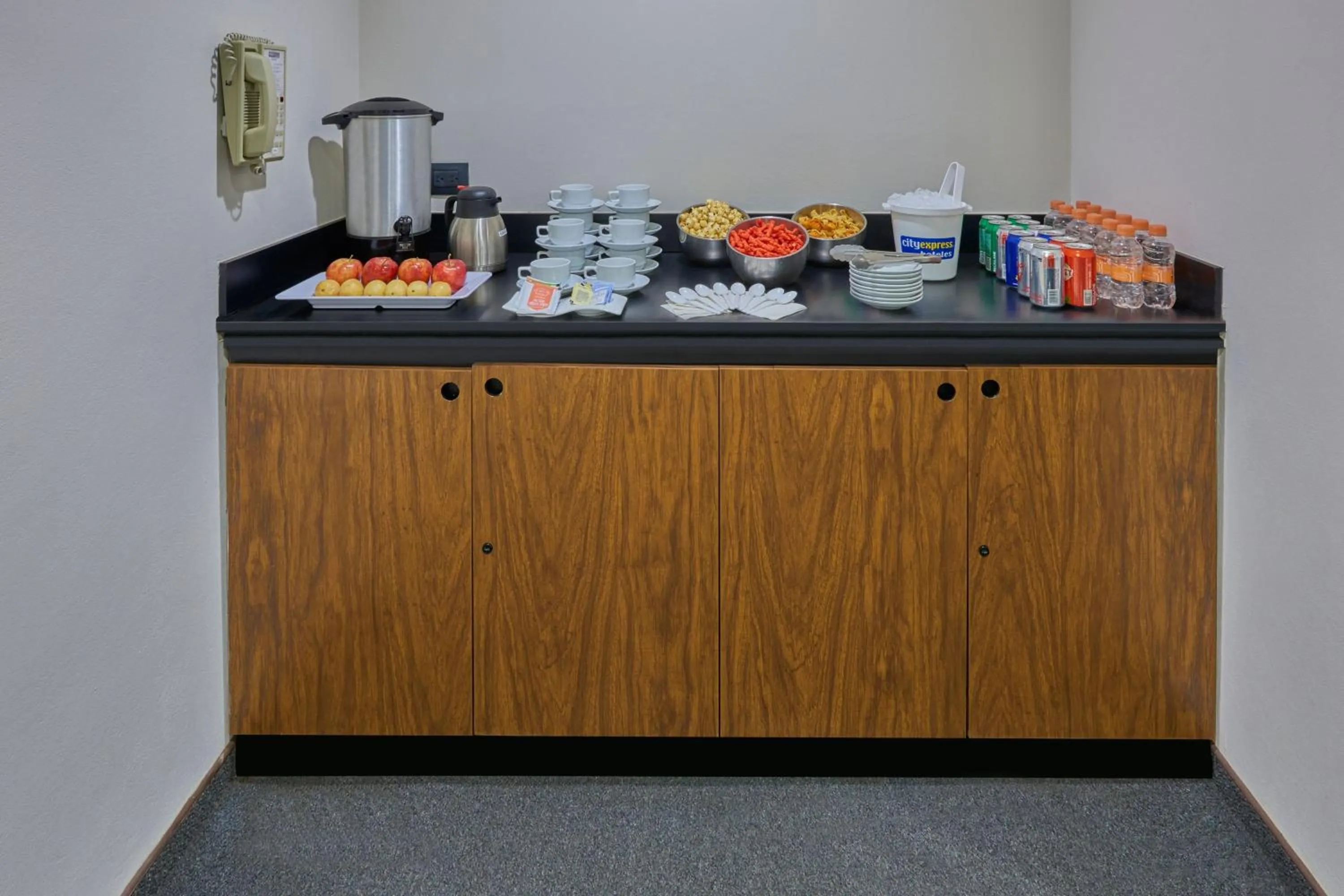 Meeting/conference room in City Express by Marriott Salina Cruz