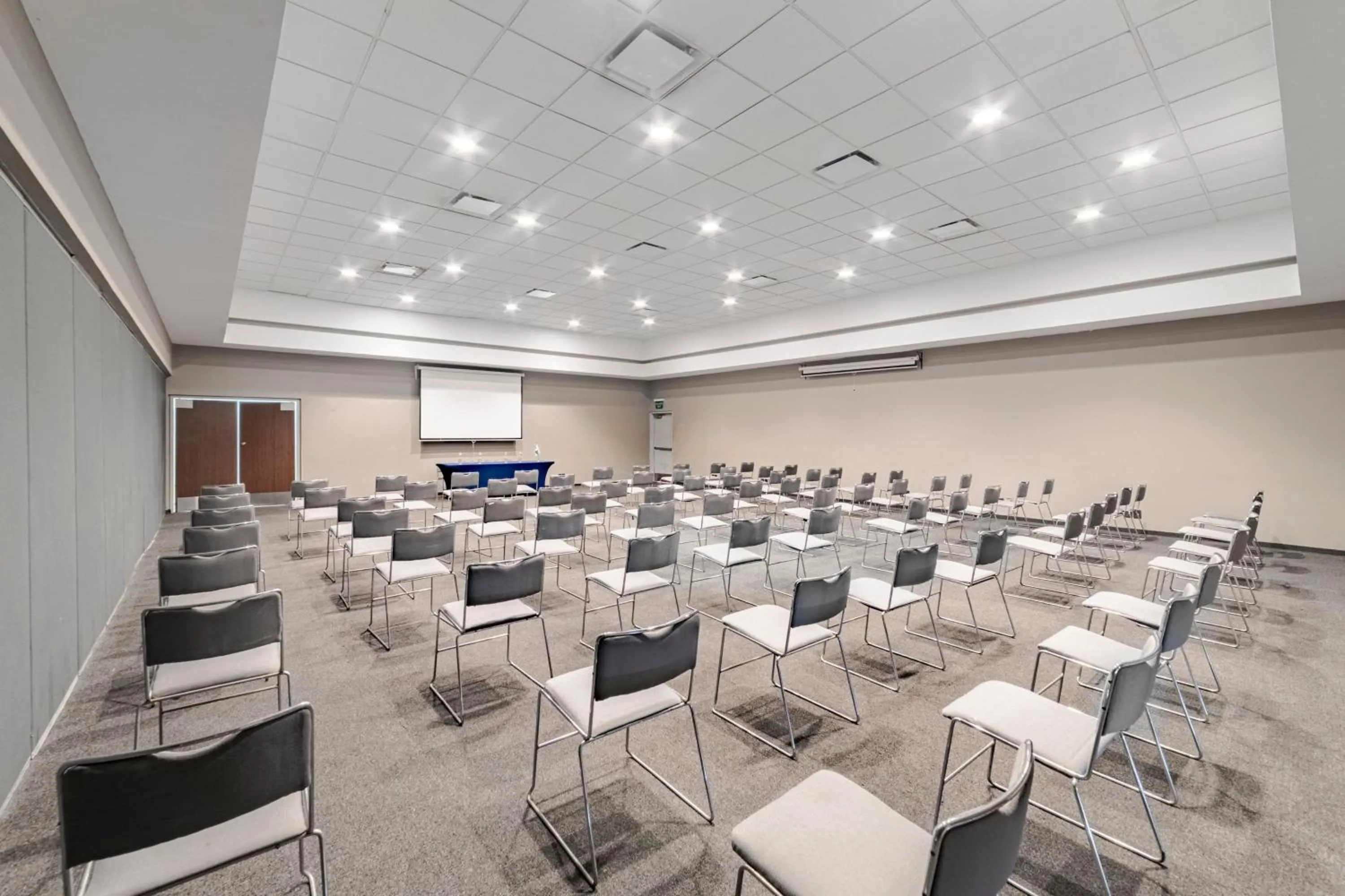 Meeting/conference room in City Express by Marriott Salina Cruz