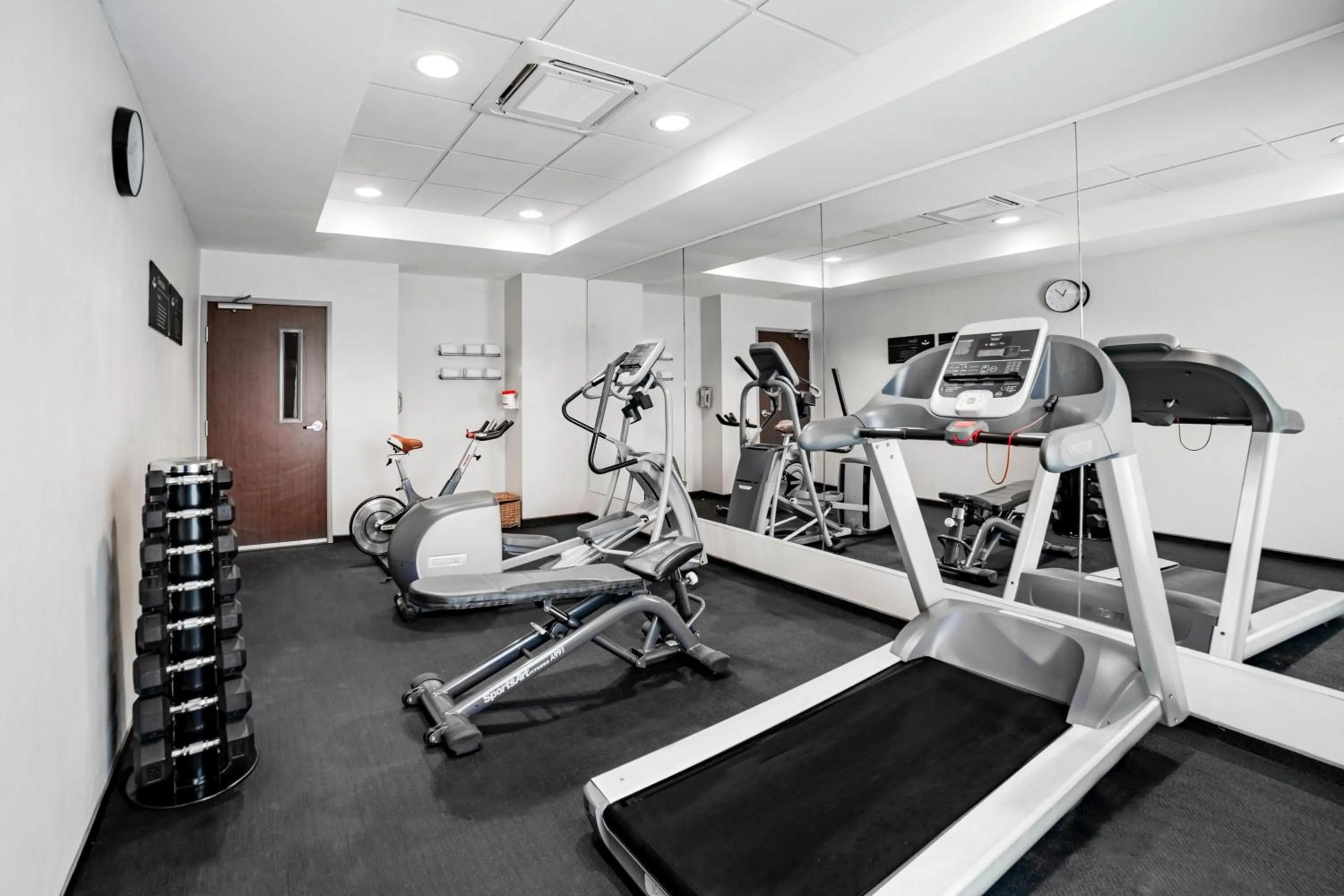 Fitness centre/facilities in City Express by Marriott Salina Cruz