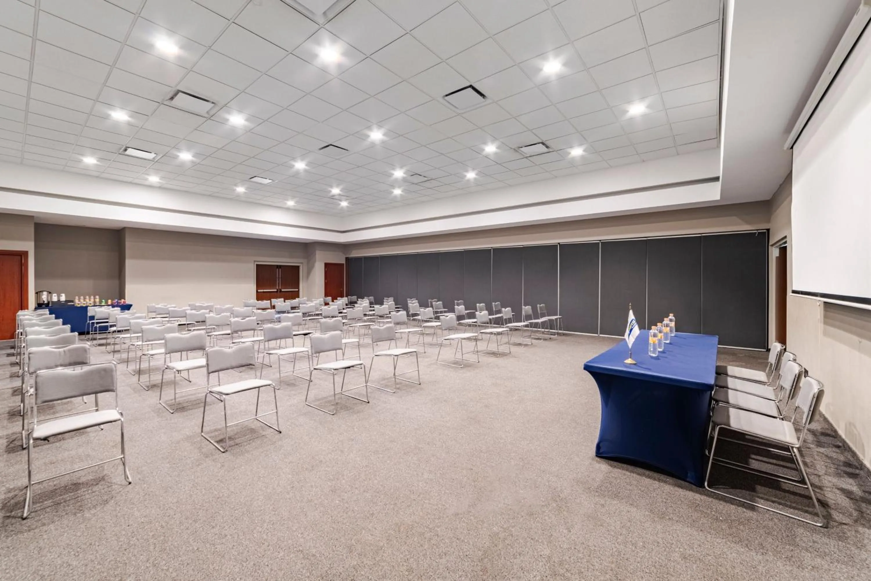 Meeting/conference room in City Express by Marriott Salina Cruz