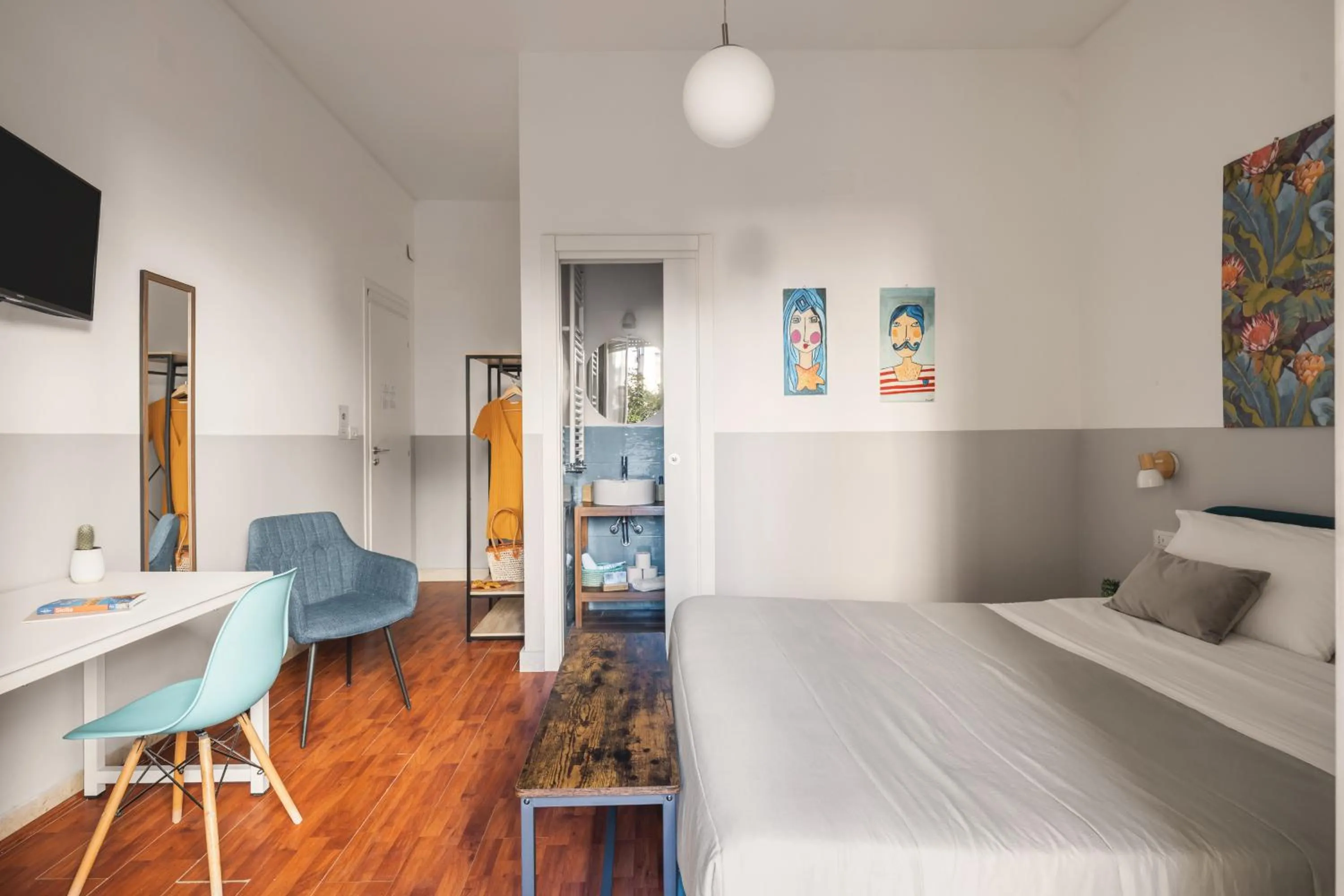 TV and multimedia, Bed in Dante Suites