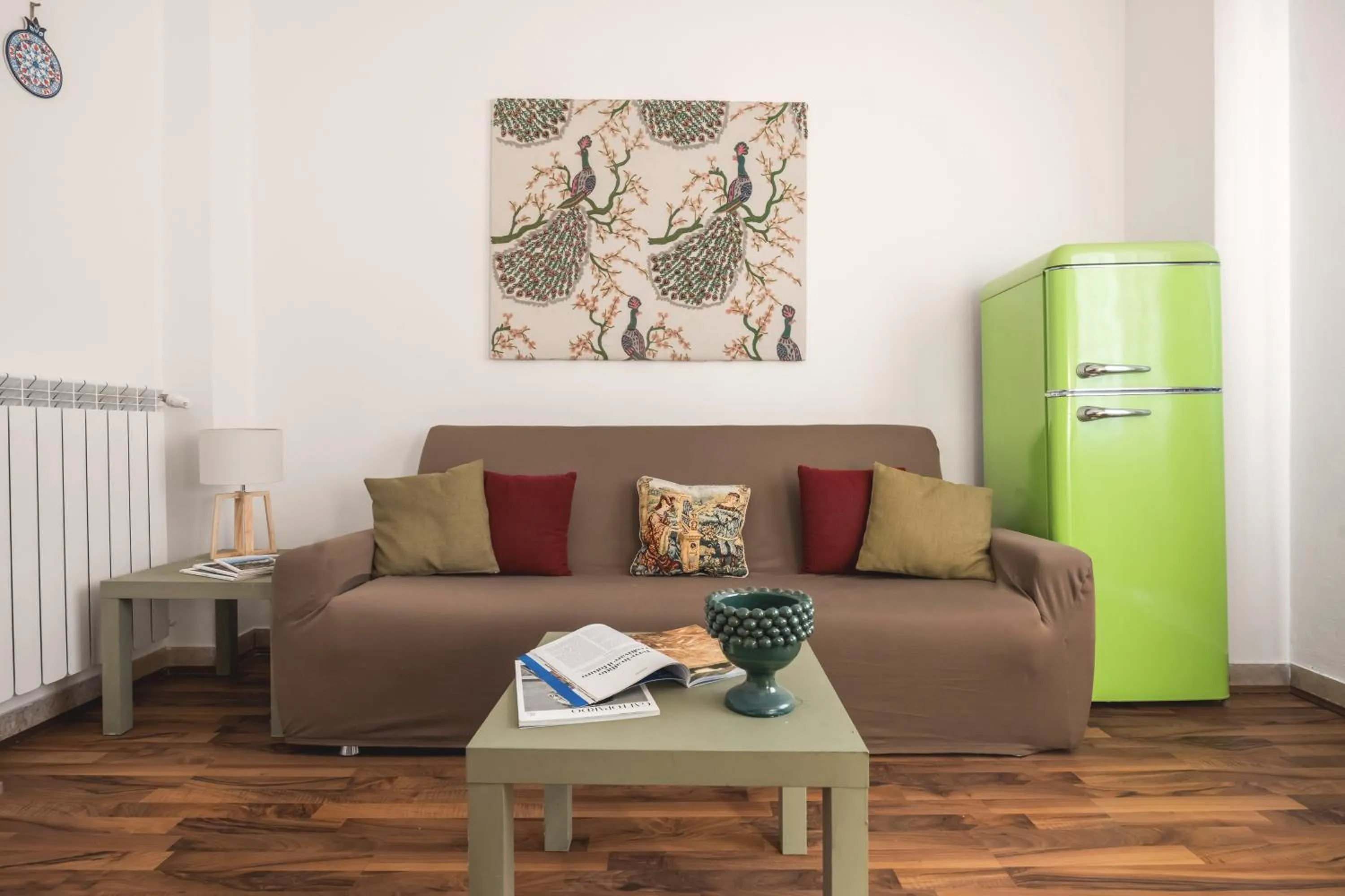 Communal lounge/ TV room in Dante Suites