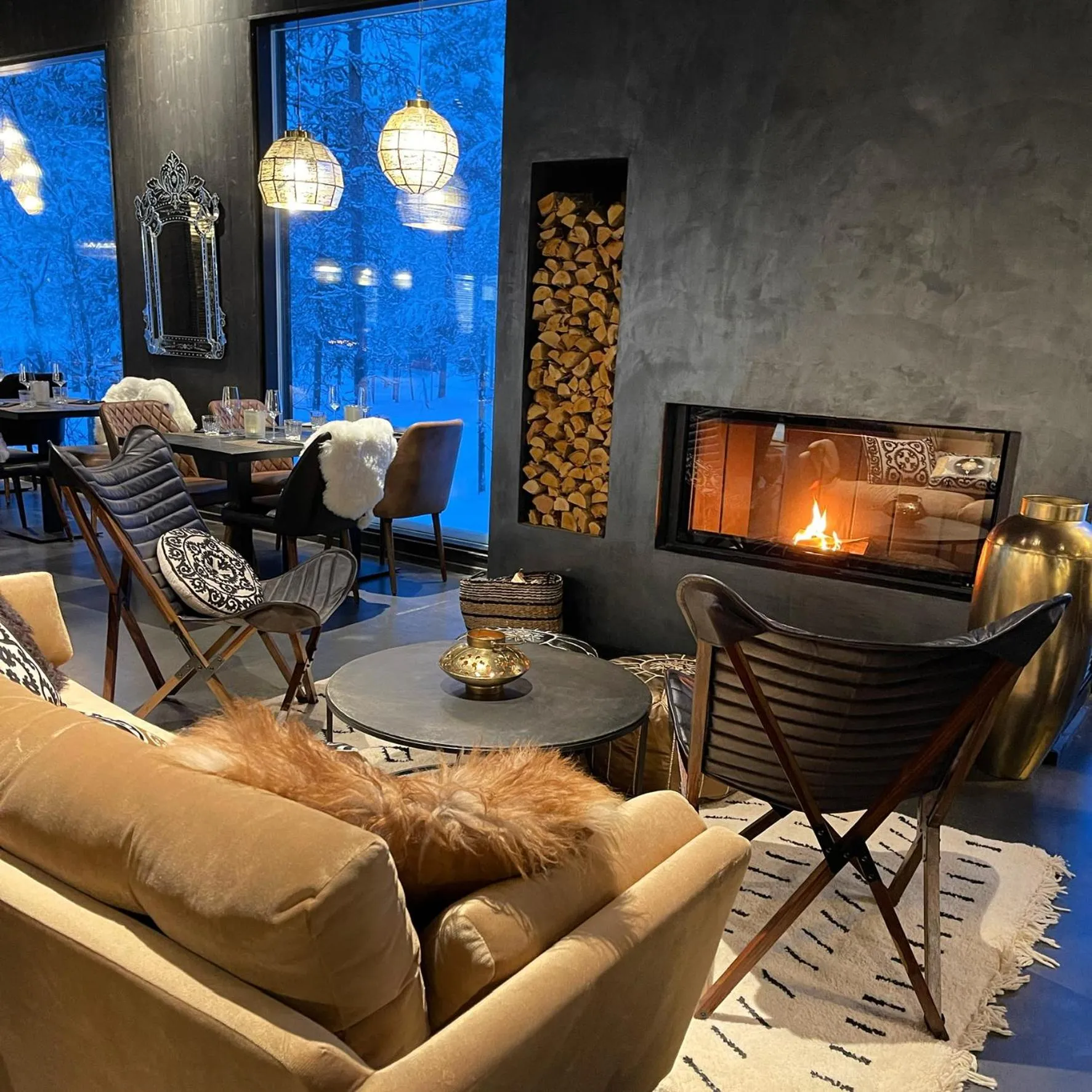 Restaurant/places to eat in Aurora Queen Resort Igloos