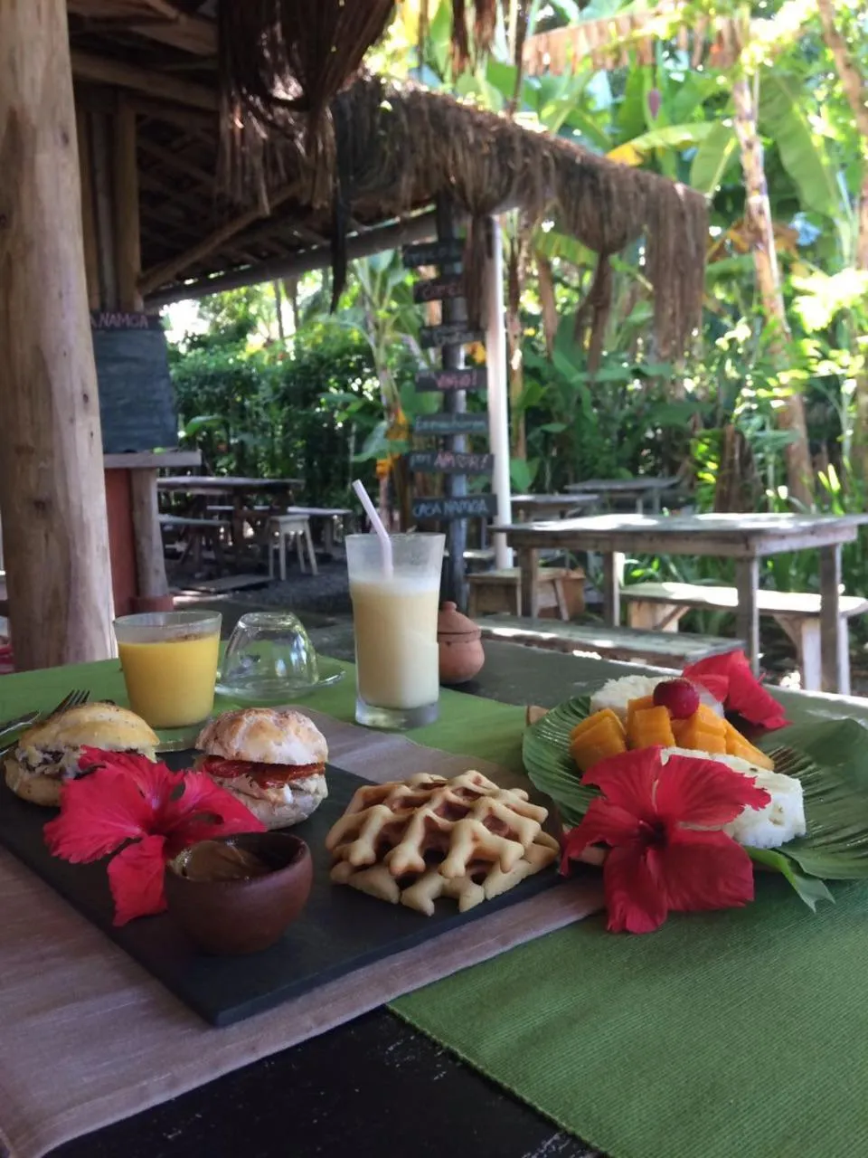Breakfast in Casa Namoa Pousada