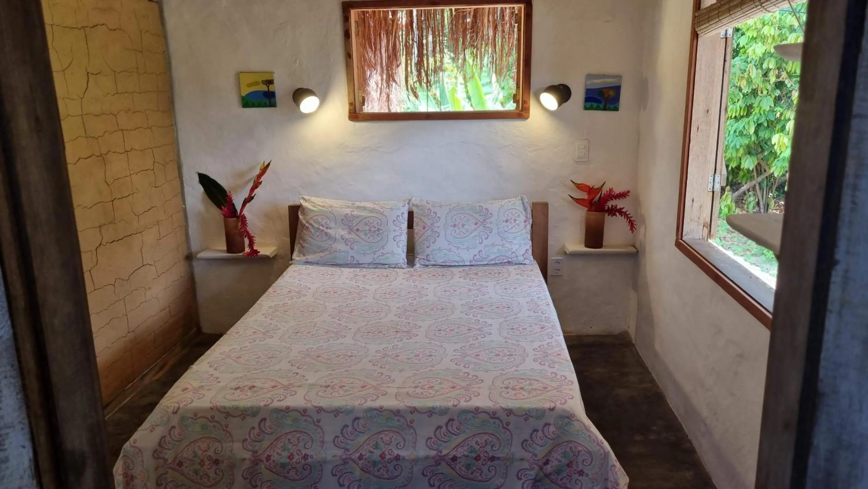 Photo of the whole room, Bed in Casa Namoa Pousada