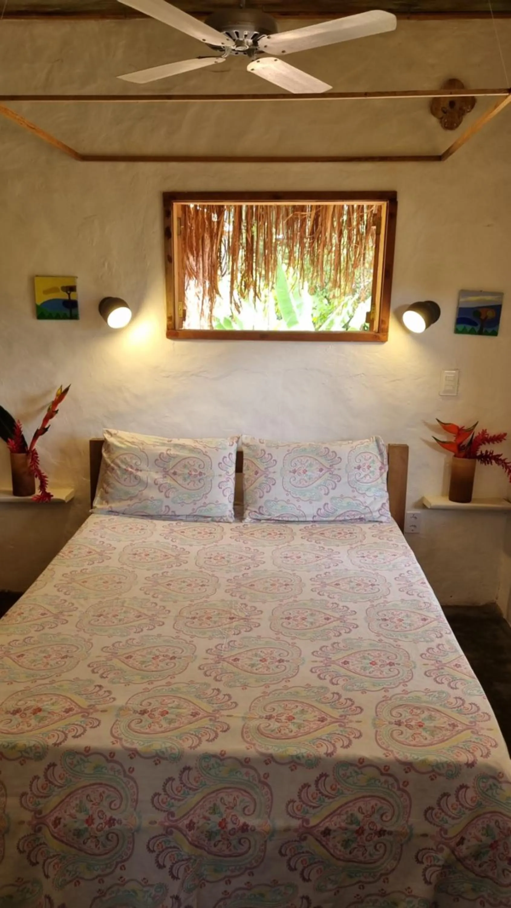 Photo of the whole room, Bed in Casa Namoa Pousada
