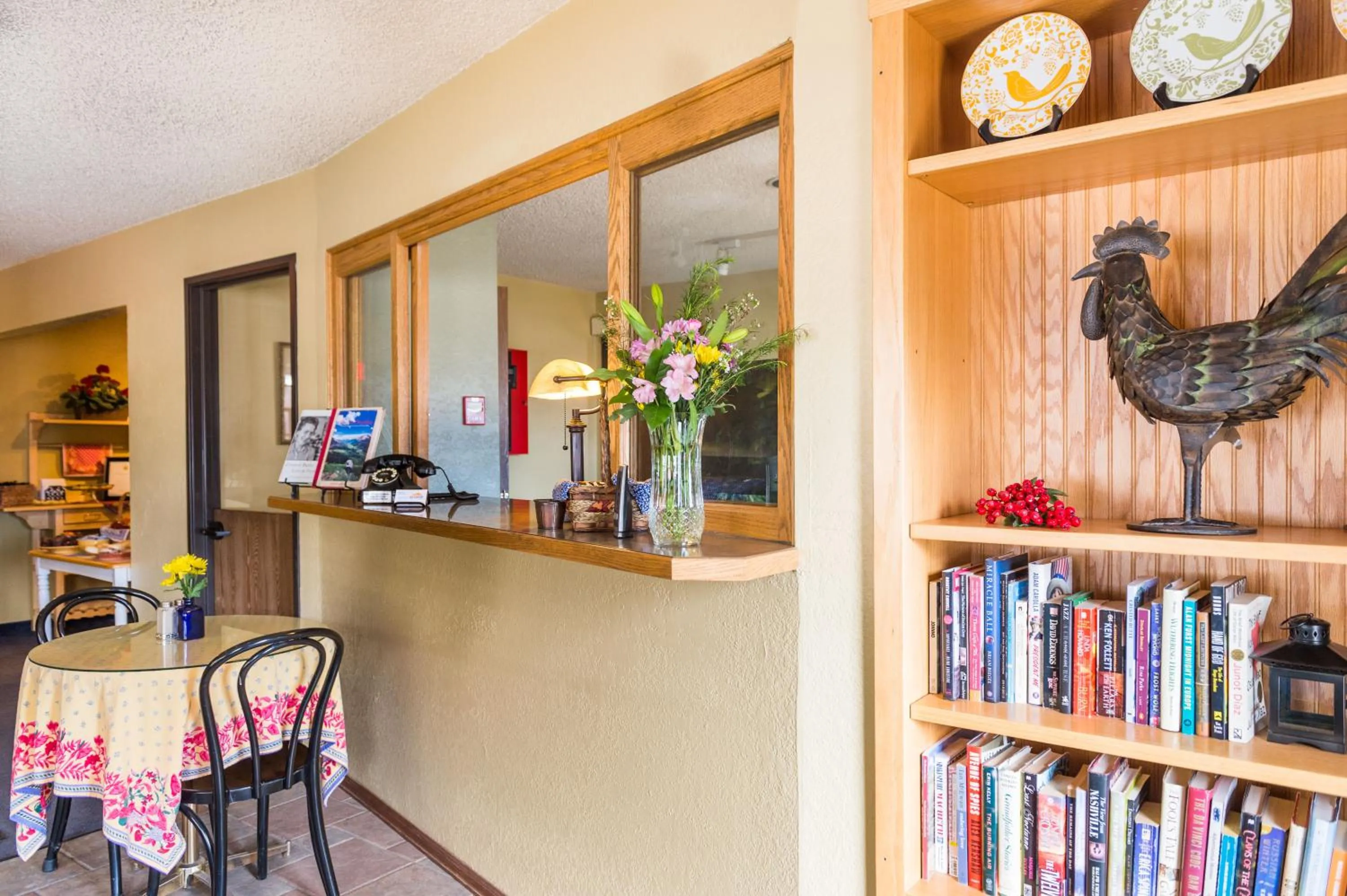 Lobby or reception in Old Town Inn