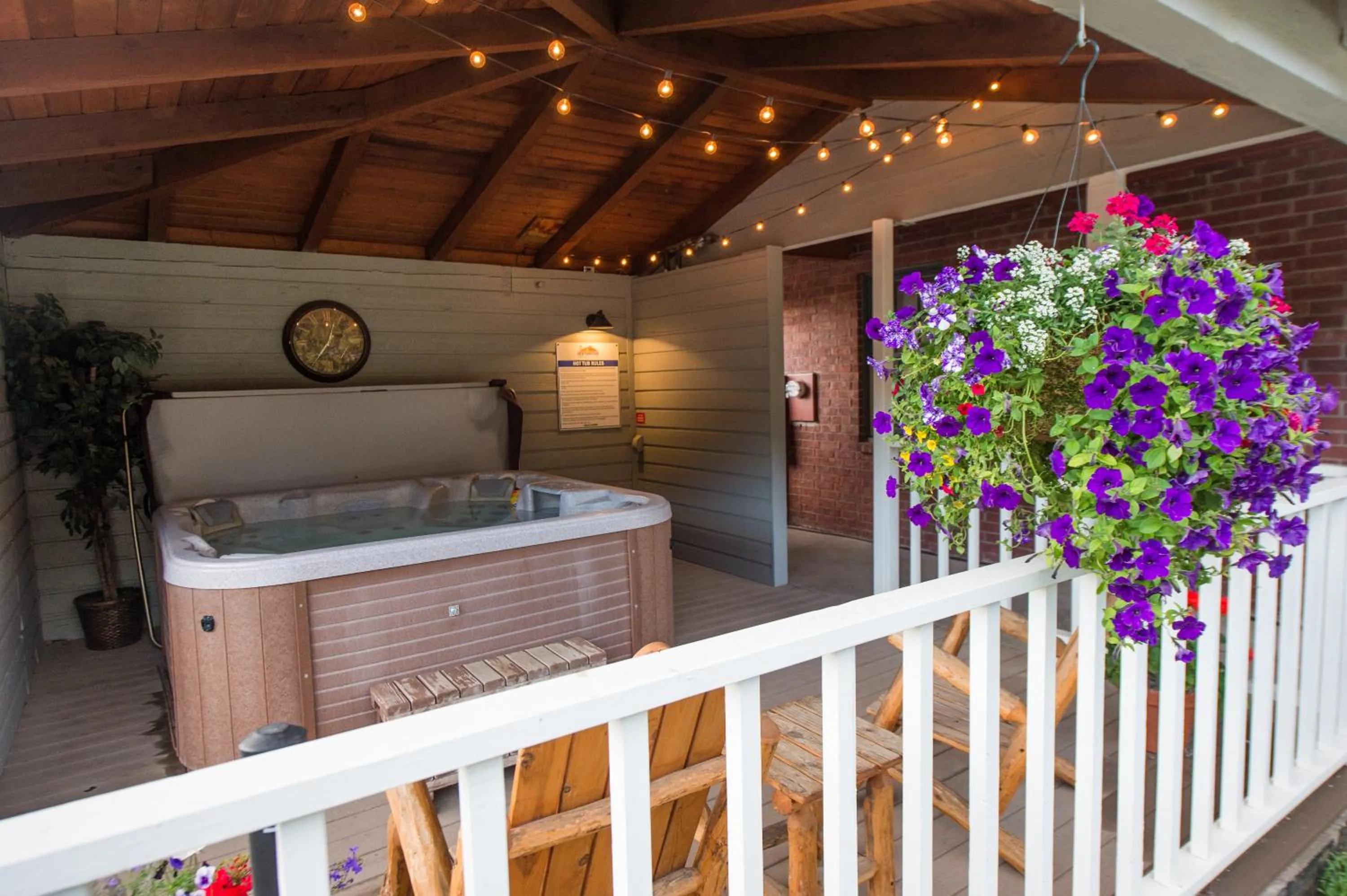 Patio in Old Town Inn